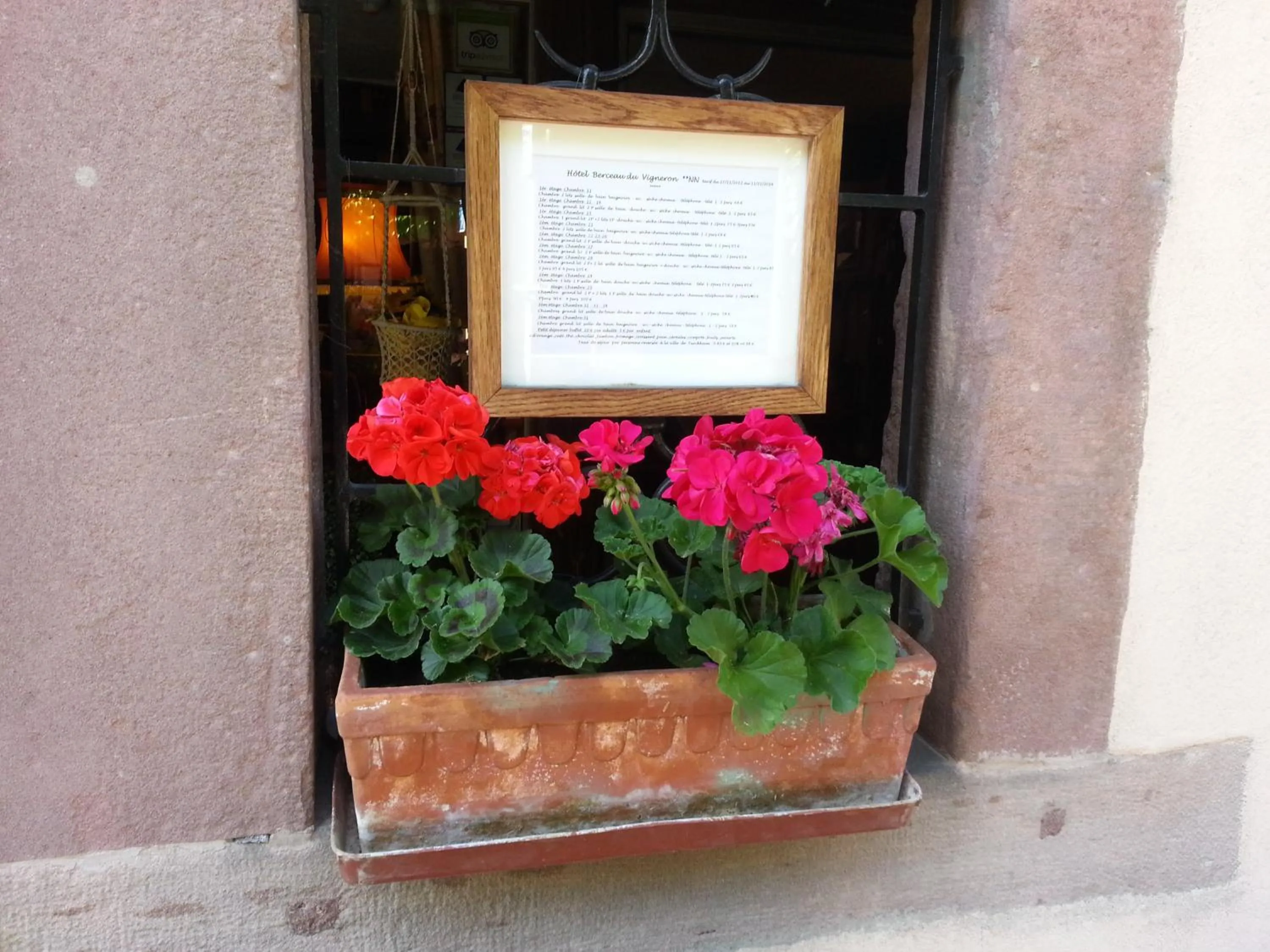 Decorative detail in Hôtel Berceau Du Vigneron