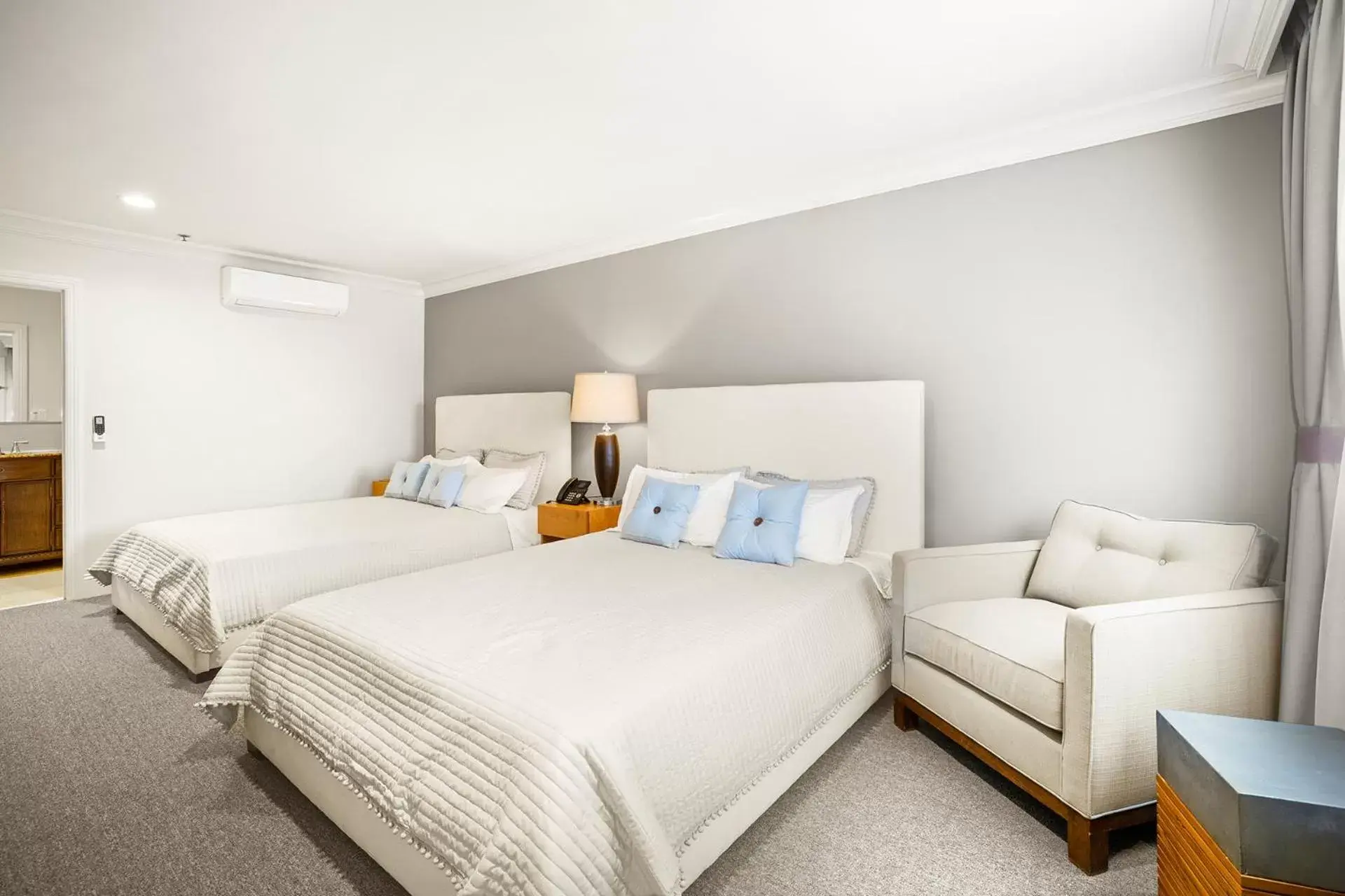 Deluxe Double Room in Hotel Huntington Deluxe Double Room in Hotel Huntington