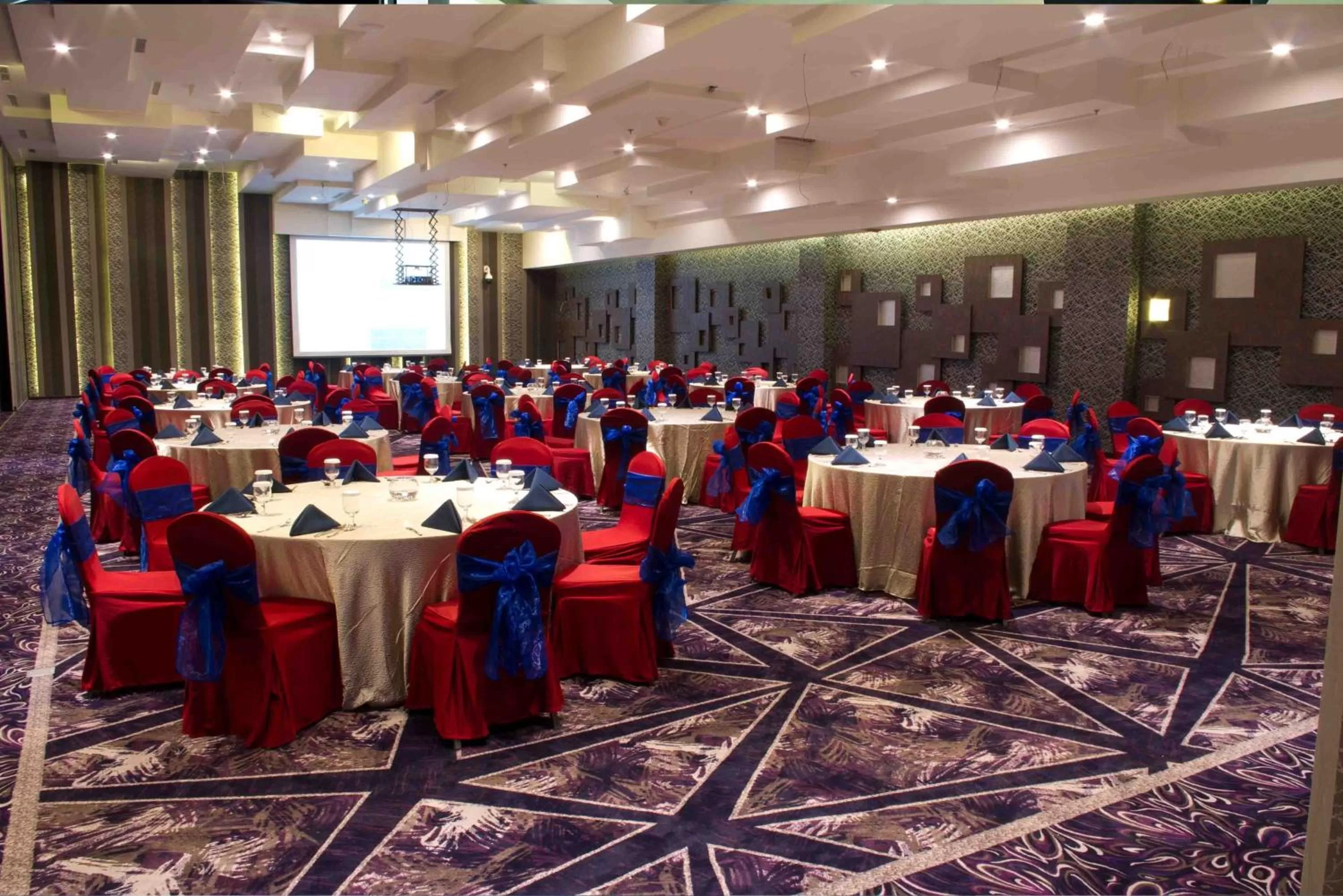 Banquet/Function facilities in Holiday Inn Cikarang Jababeka by IHG