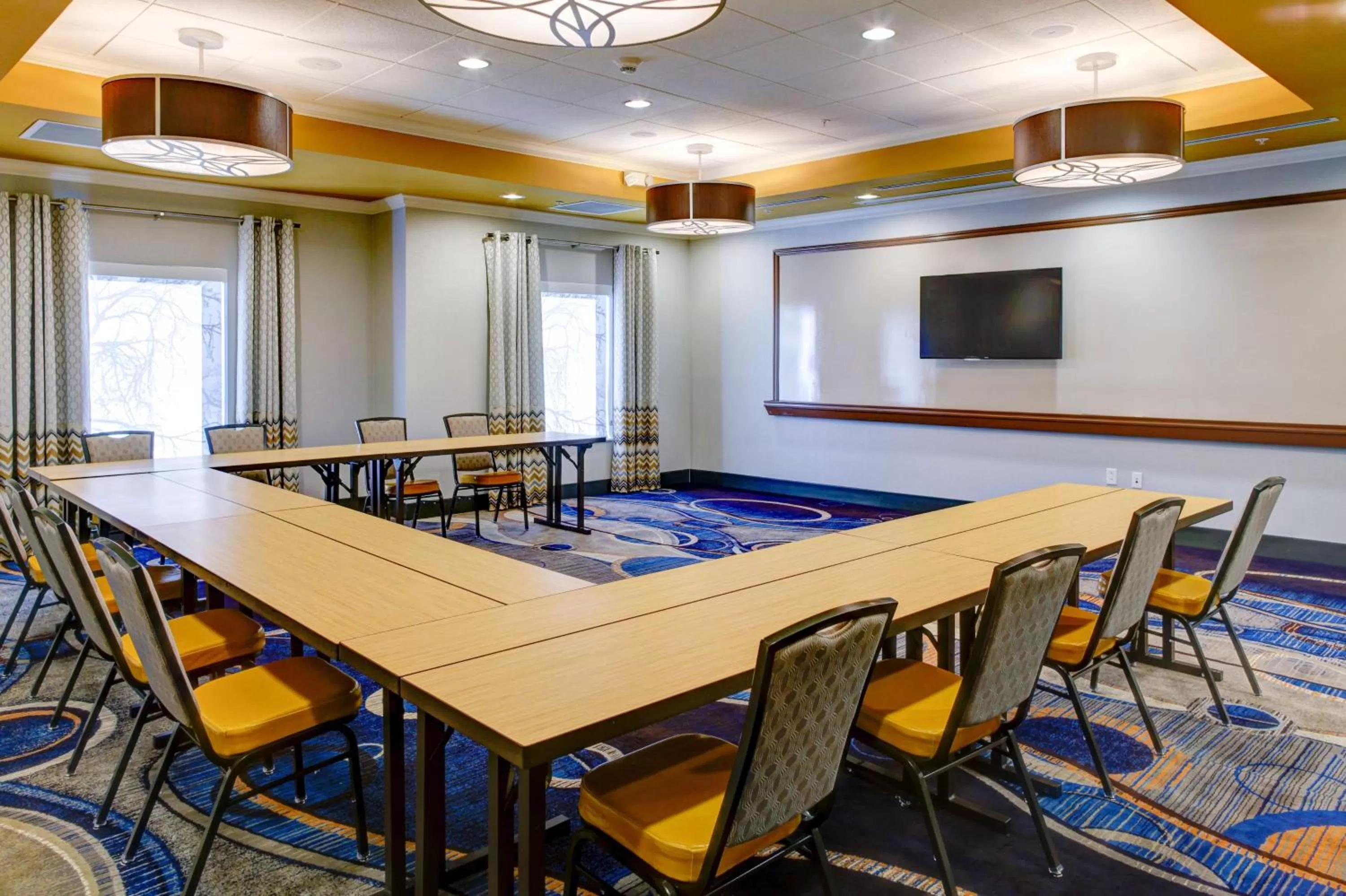 Meeting/conference room in Hampton Inn and Suites Columbus, MS