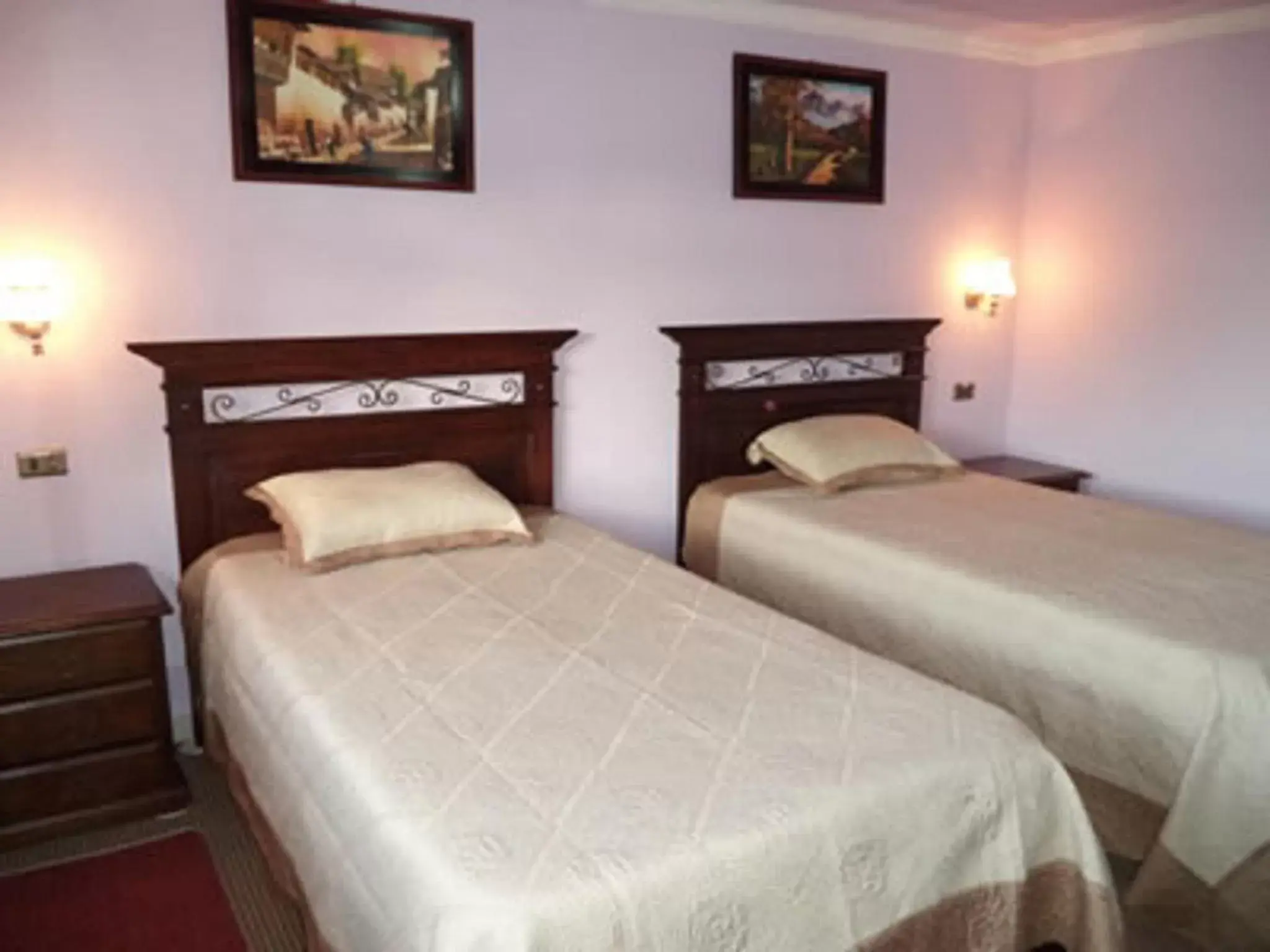 Twin Room with Shared Bathroom in Apart Hotel Turquesa Twin Room with Shared Bathroom in Apart Hotel Turquesa