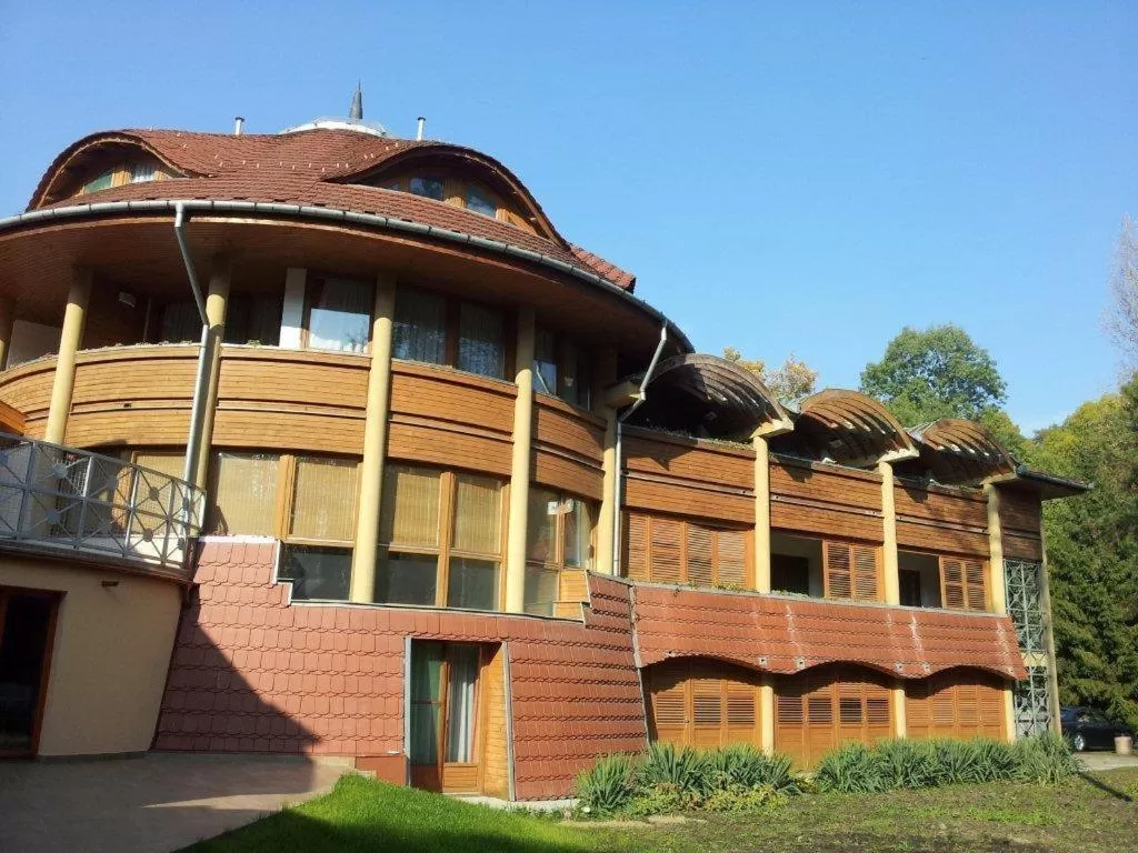 Property building in Fenyves Hotel Békéscsaba