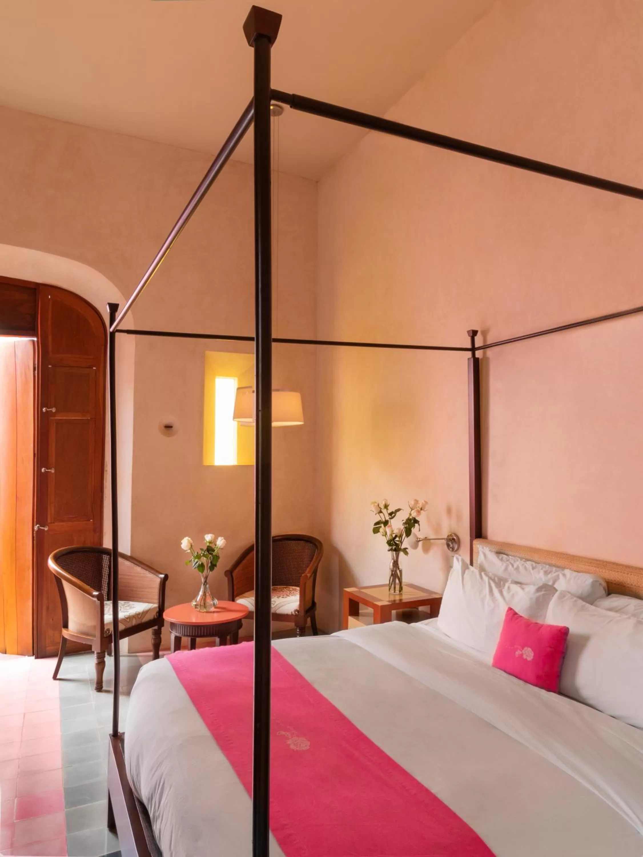 Bedroom, Bed in Rosas & Xocolate Boutique Hotel and Spa Merida, a Member of Design Hotels