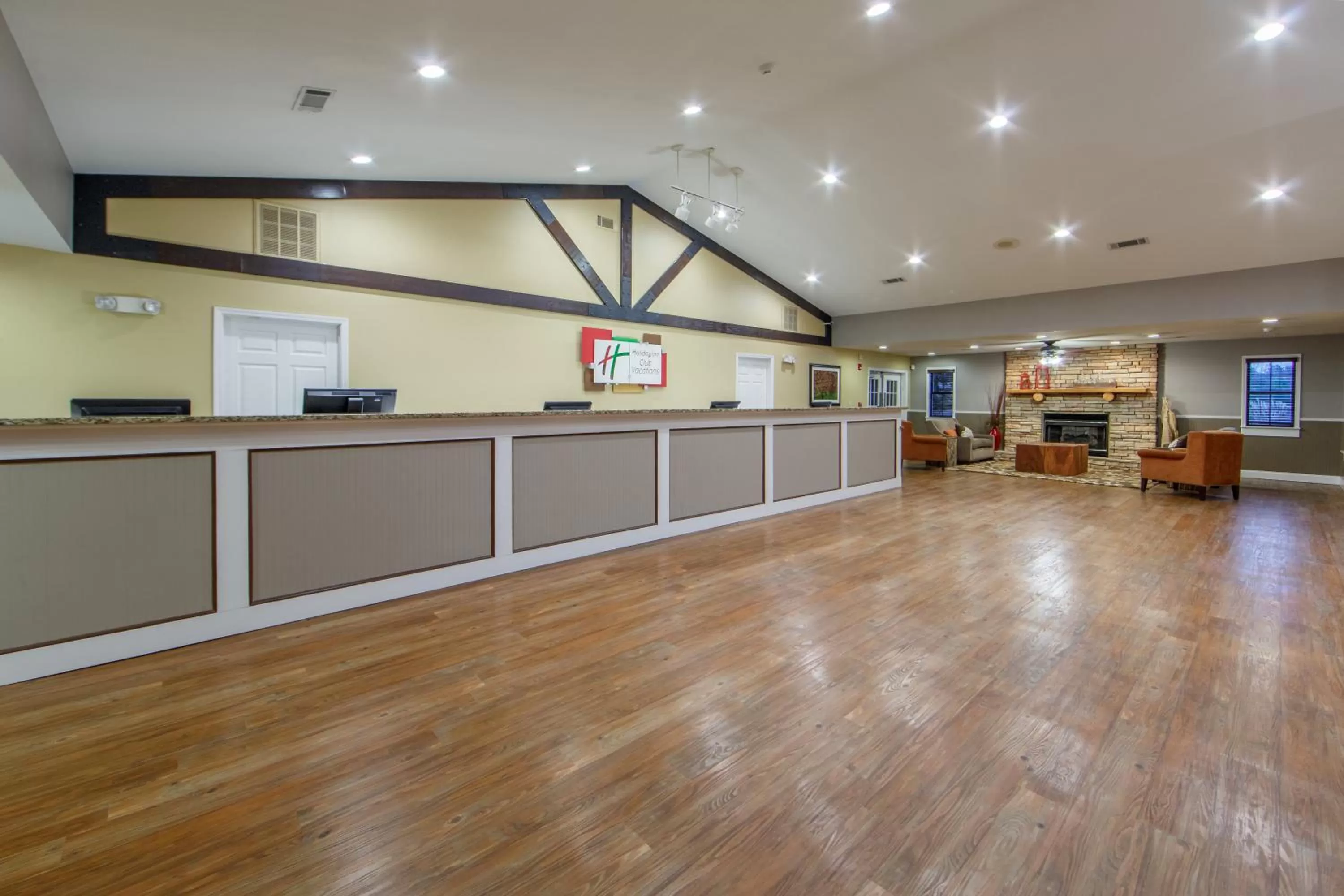 Lobby or reception in Holiday Inn Club Vacations Apple Mountain Resort at Clarkesville