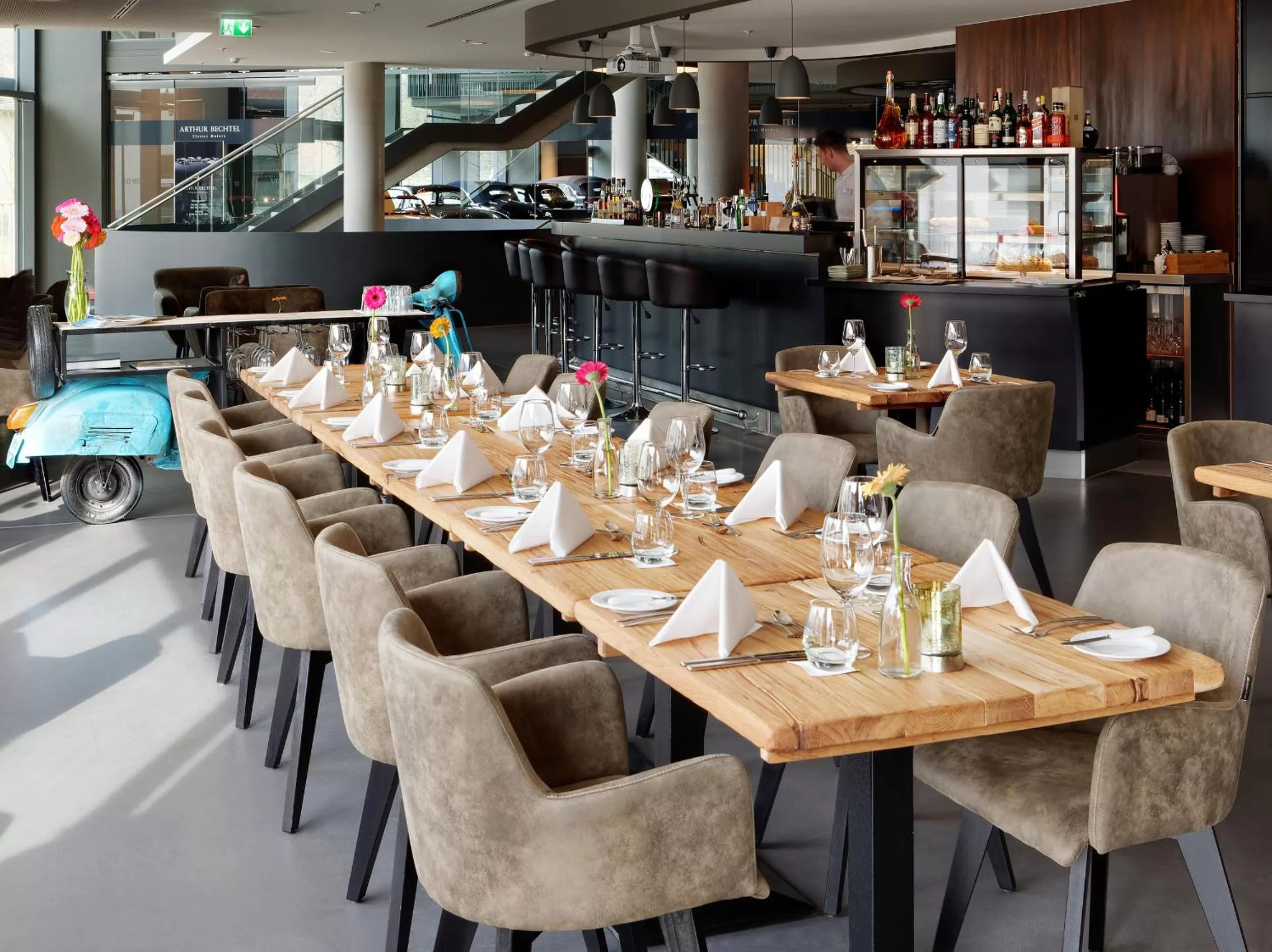 Restaurant/places to eat in V8 HOTEL Motorworld Region Stuttgart
