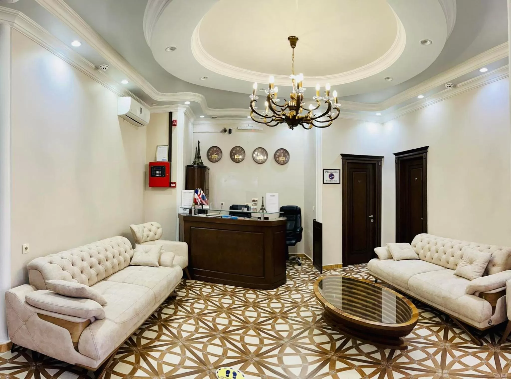 Lobby or reception, Seating Area in Eiffel Hotel