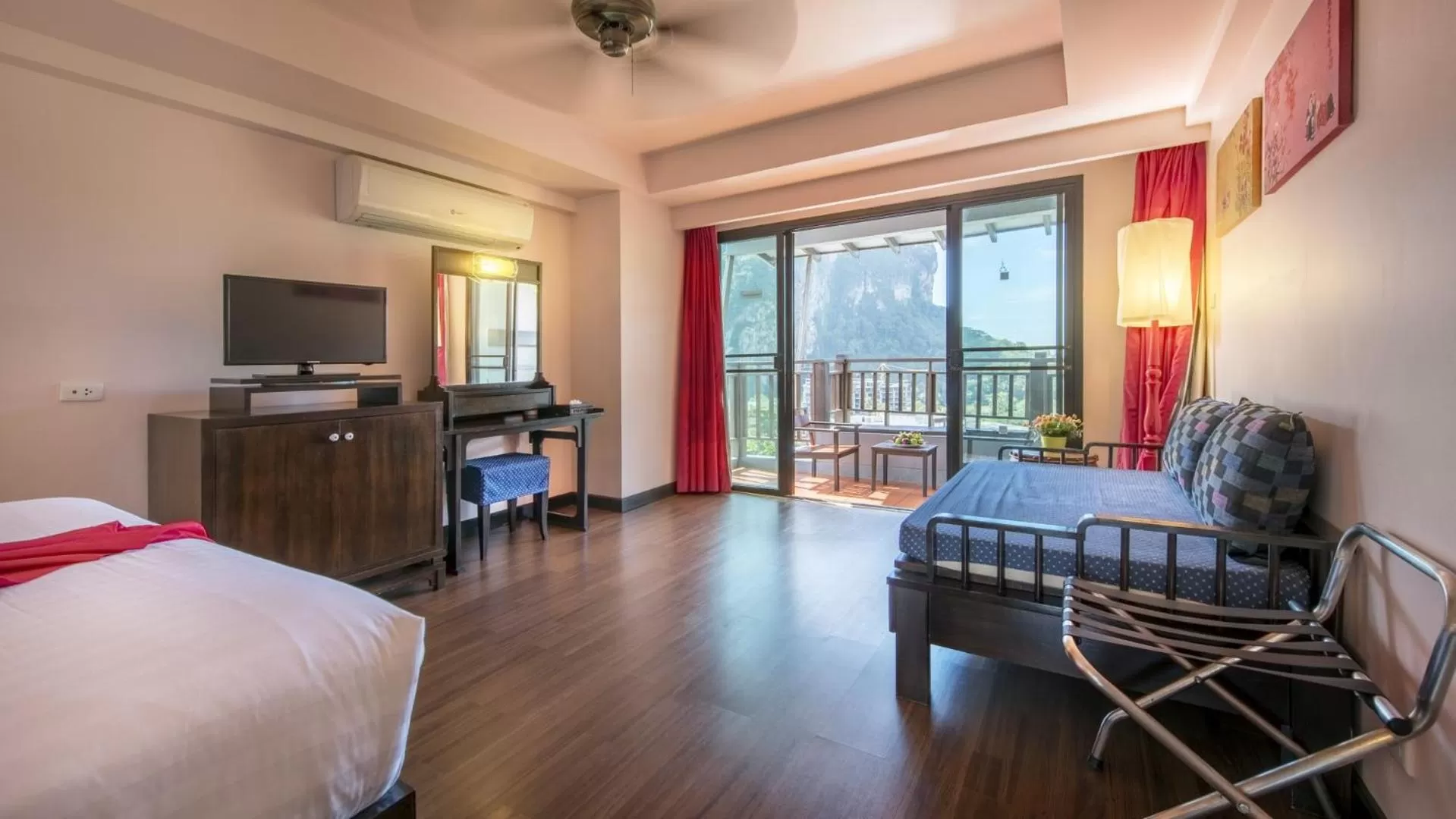 Photo of the whole room, Bed in Krabi Chada Resort