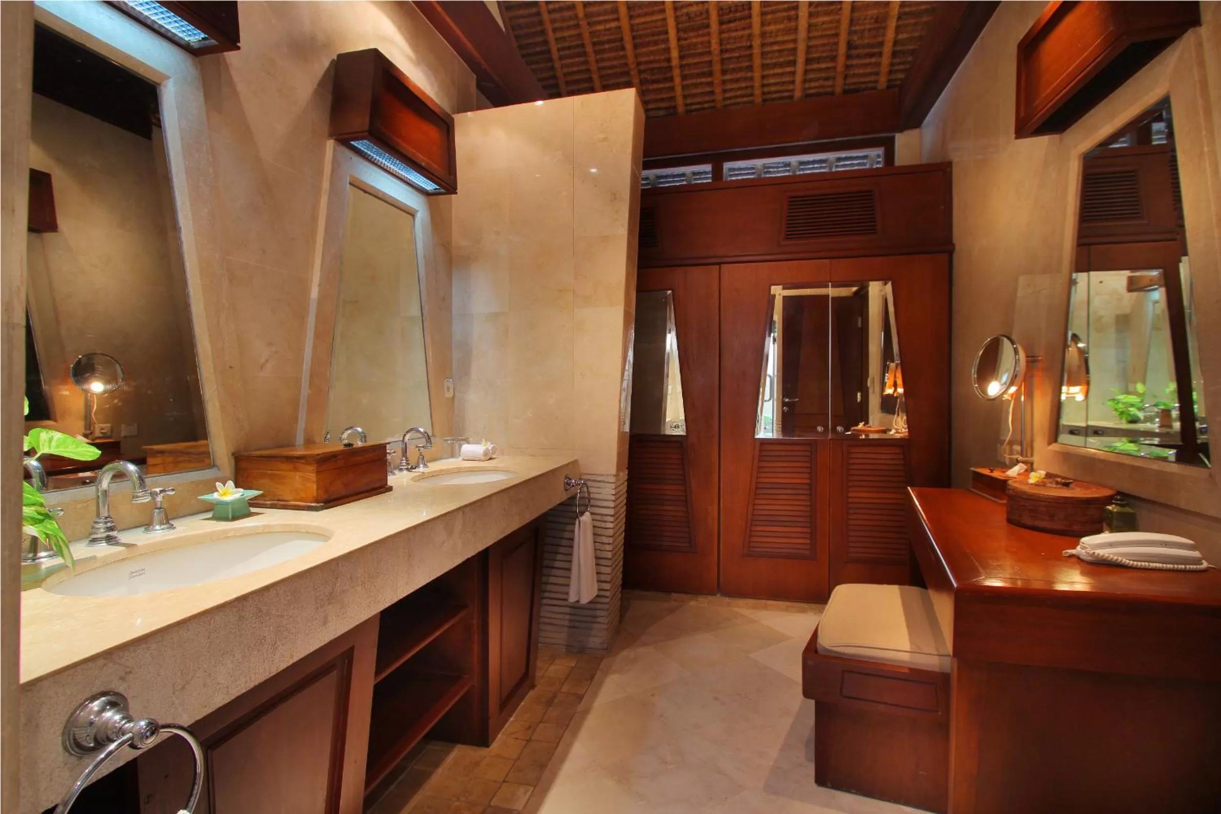 Bathroom in AlamKulkul Boutique Resort