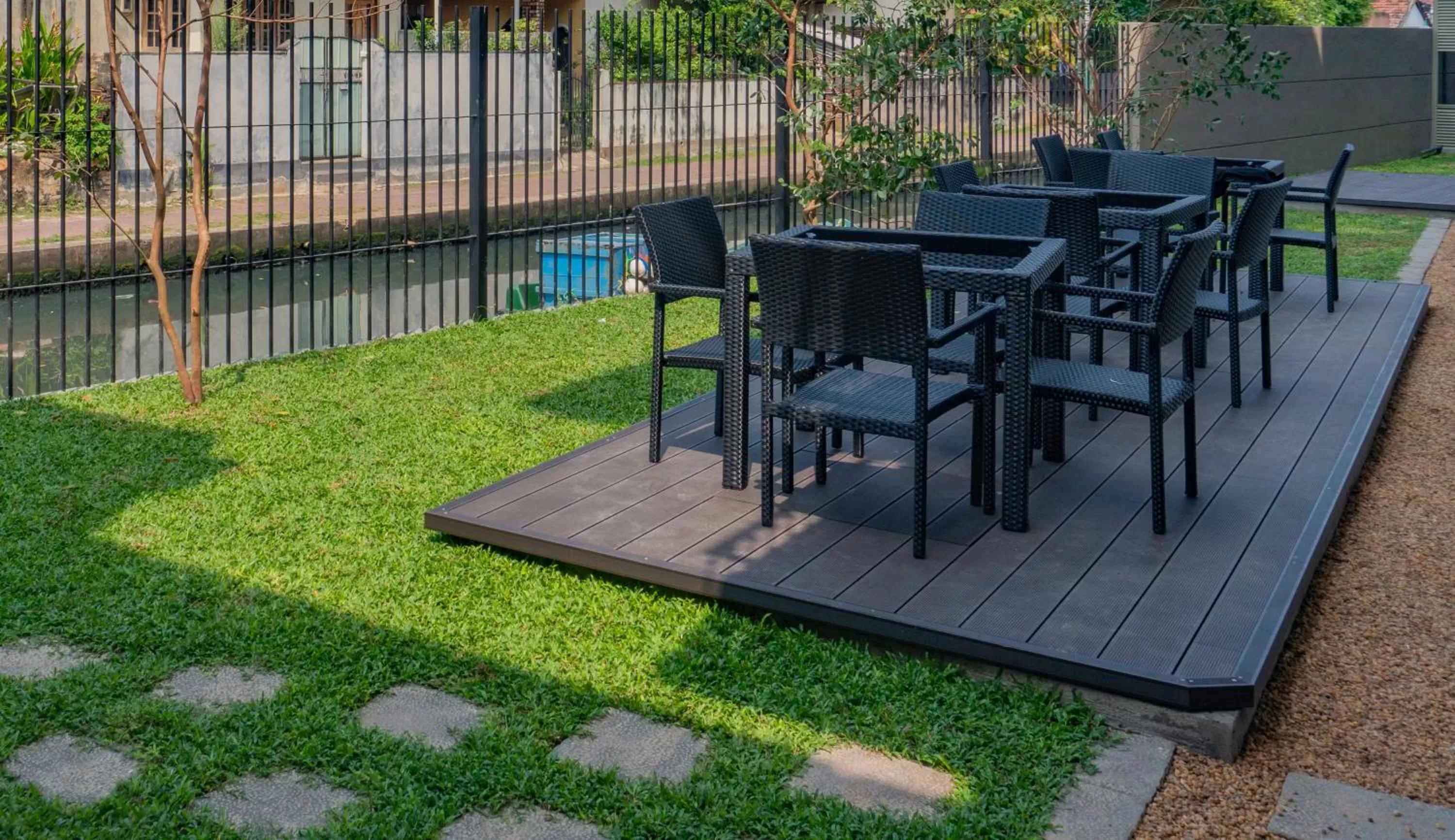 Patio in Hive 68 Hotel and Resorts - Negombo