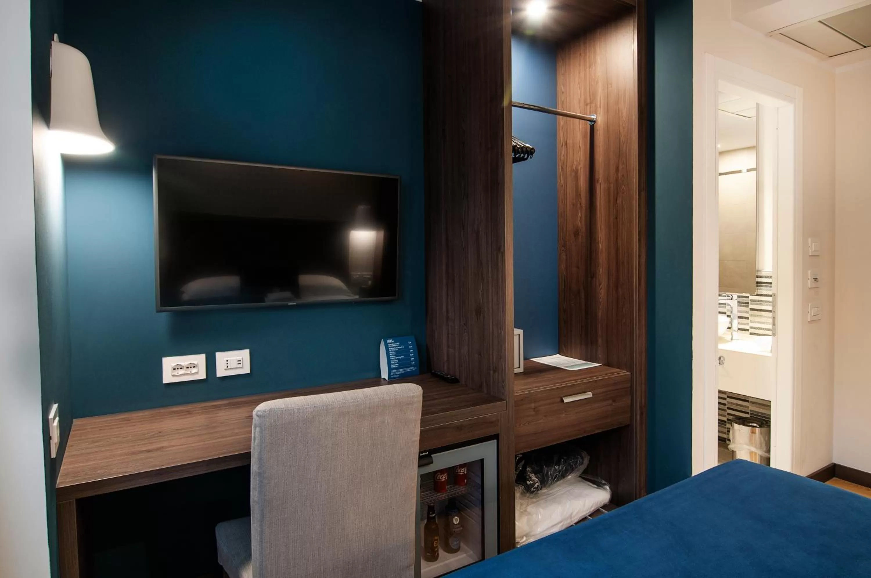 Bed in Fly Decó Hotel