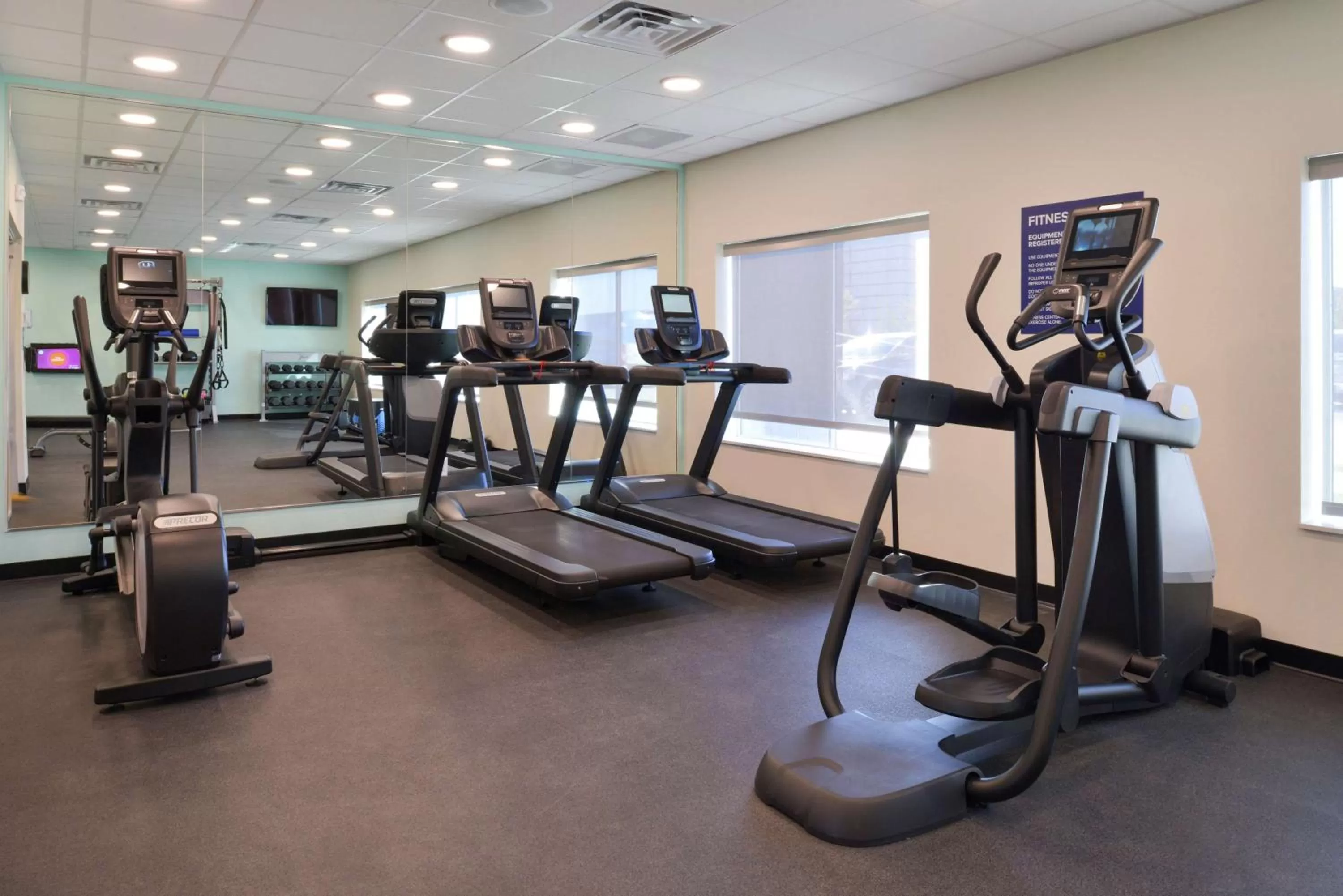 Fitness centre/facilities in Tru By Hilton Coppell DFW Airport North