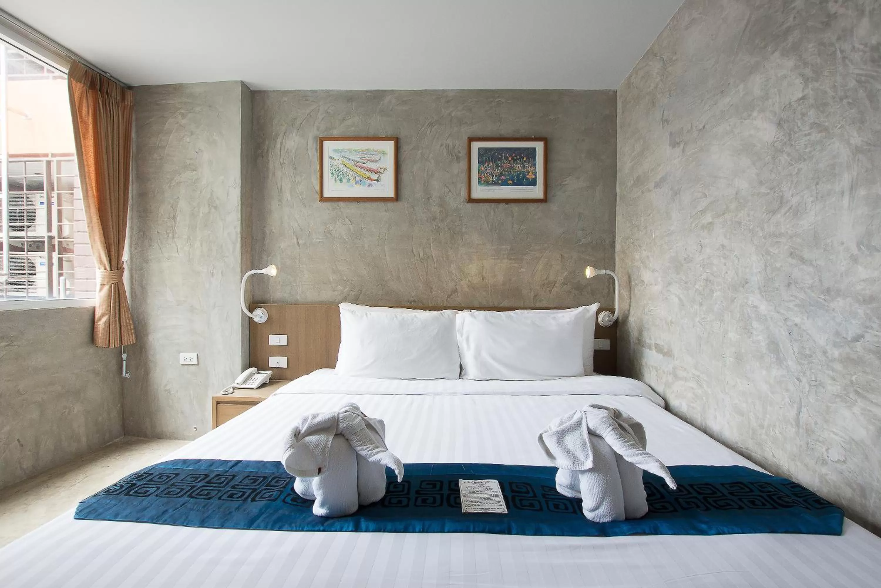 Photo of the whole room, Bed in Buddy Boutique Inn