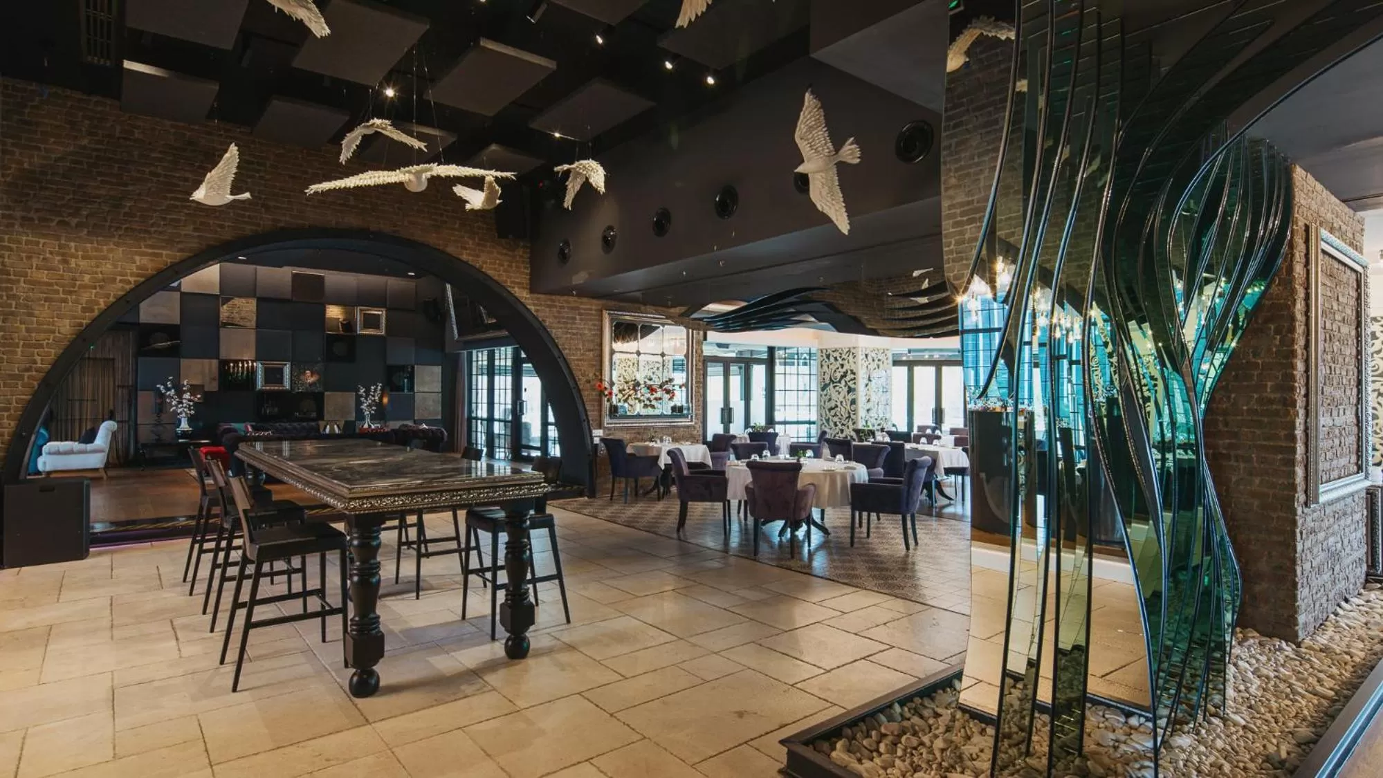 Restaurant/places to eat in Wyndham Ankara