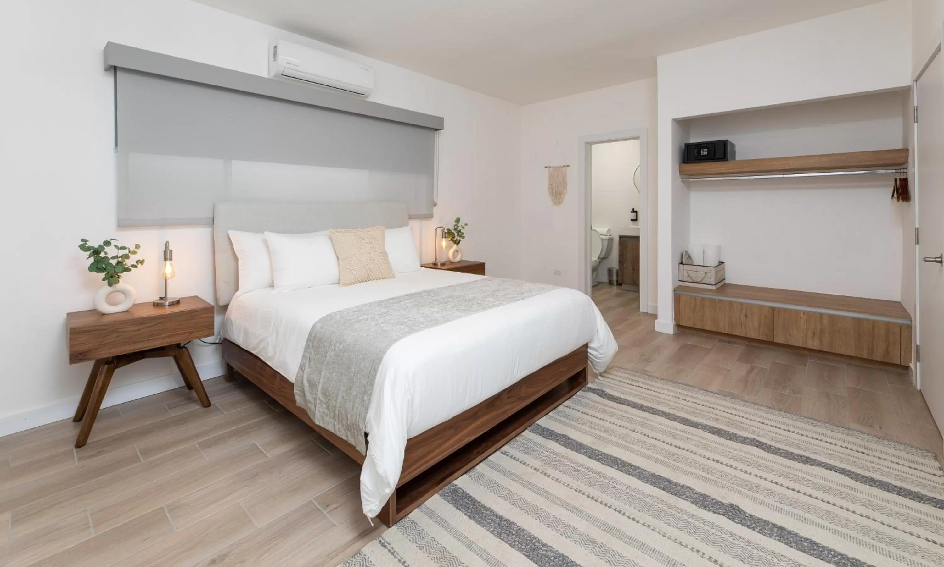 Photo of the whole room, Bed in Beach House by Eazy