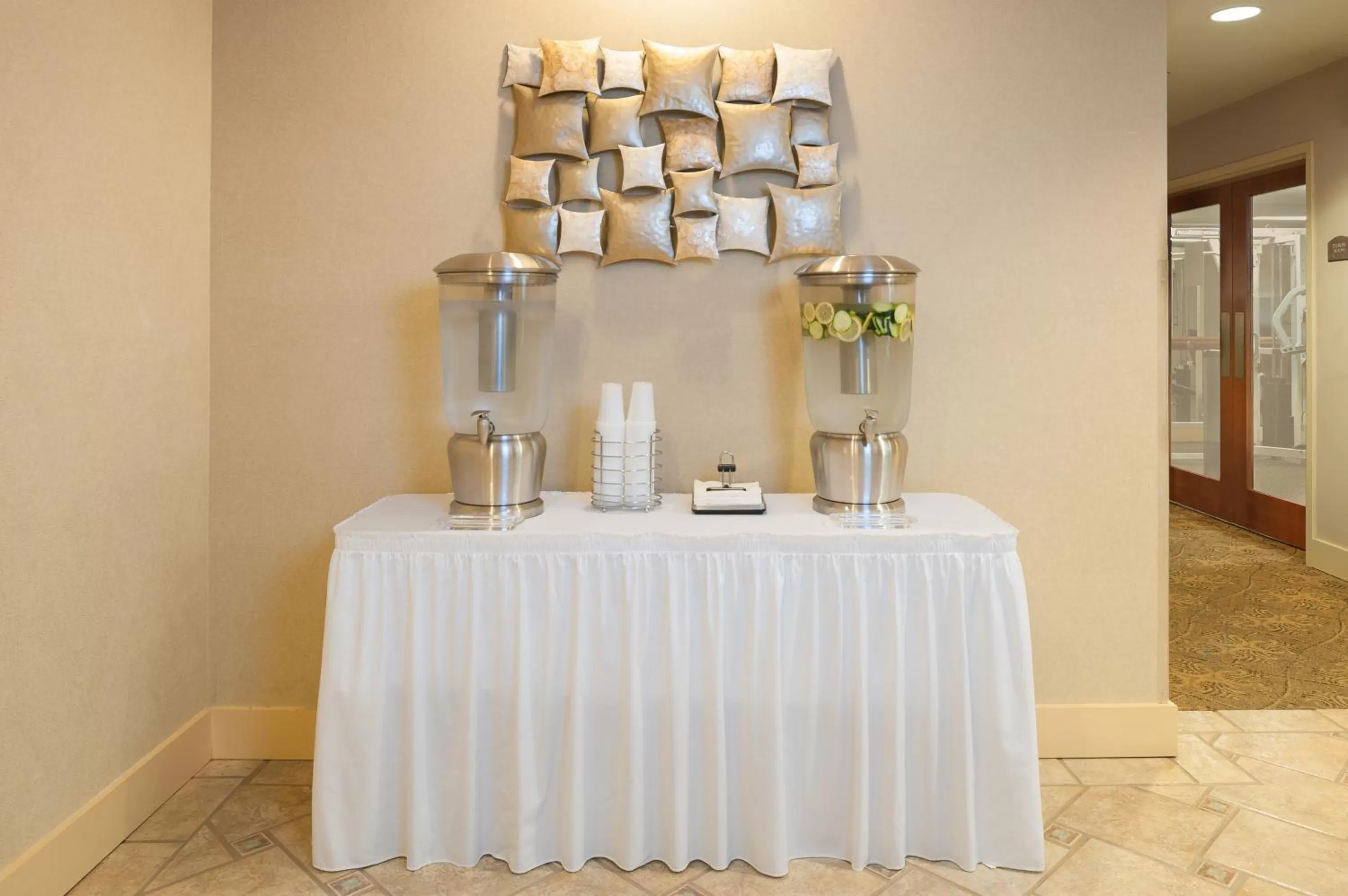 Drinks in The Mediterranean Inn