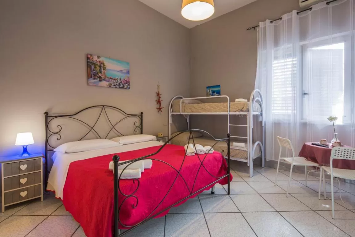 Bed in B&B President