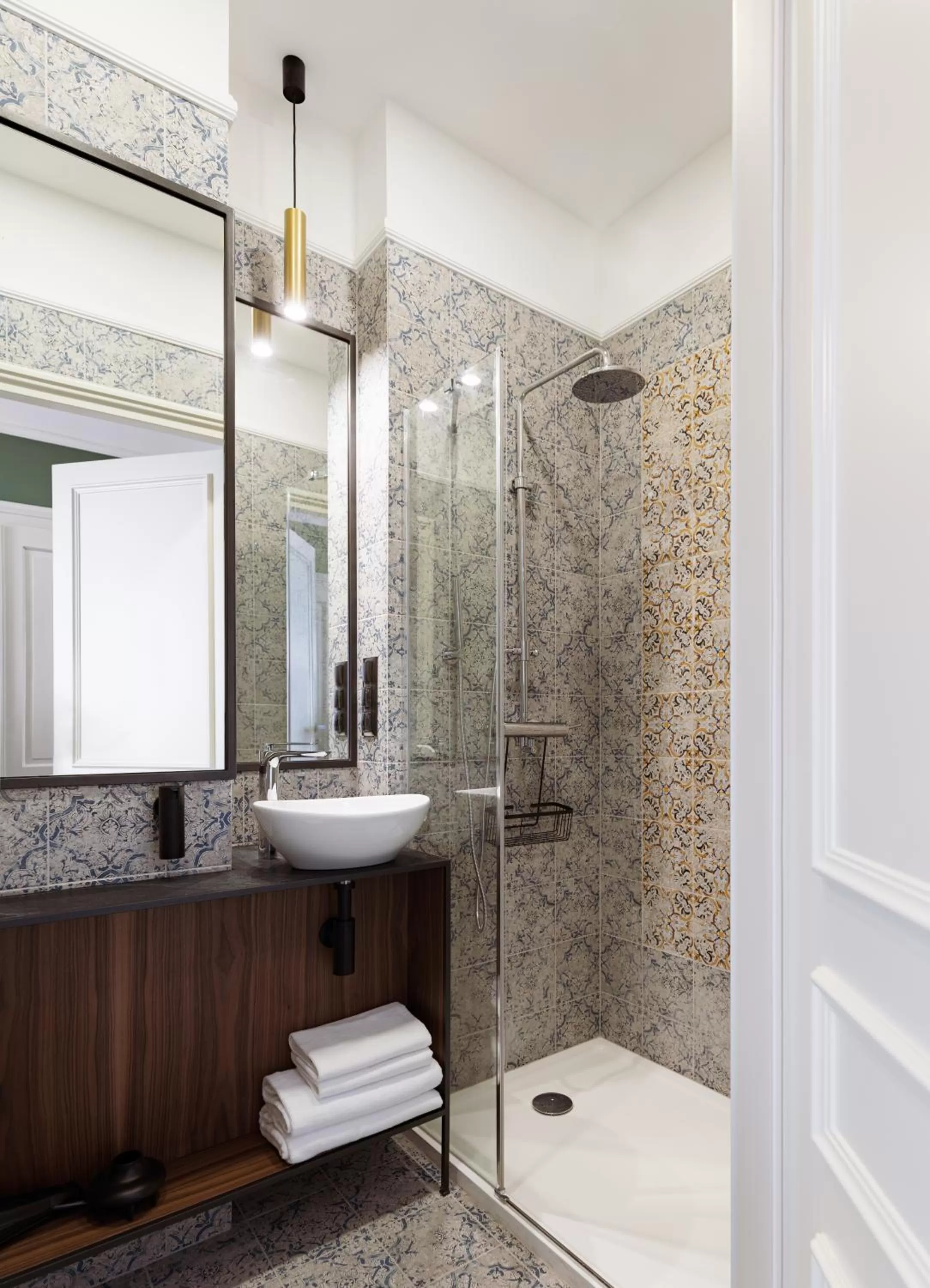 Shower in Starowislna 77