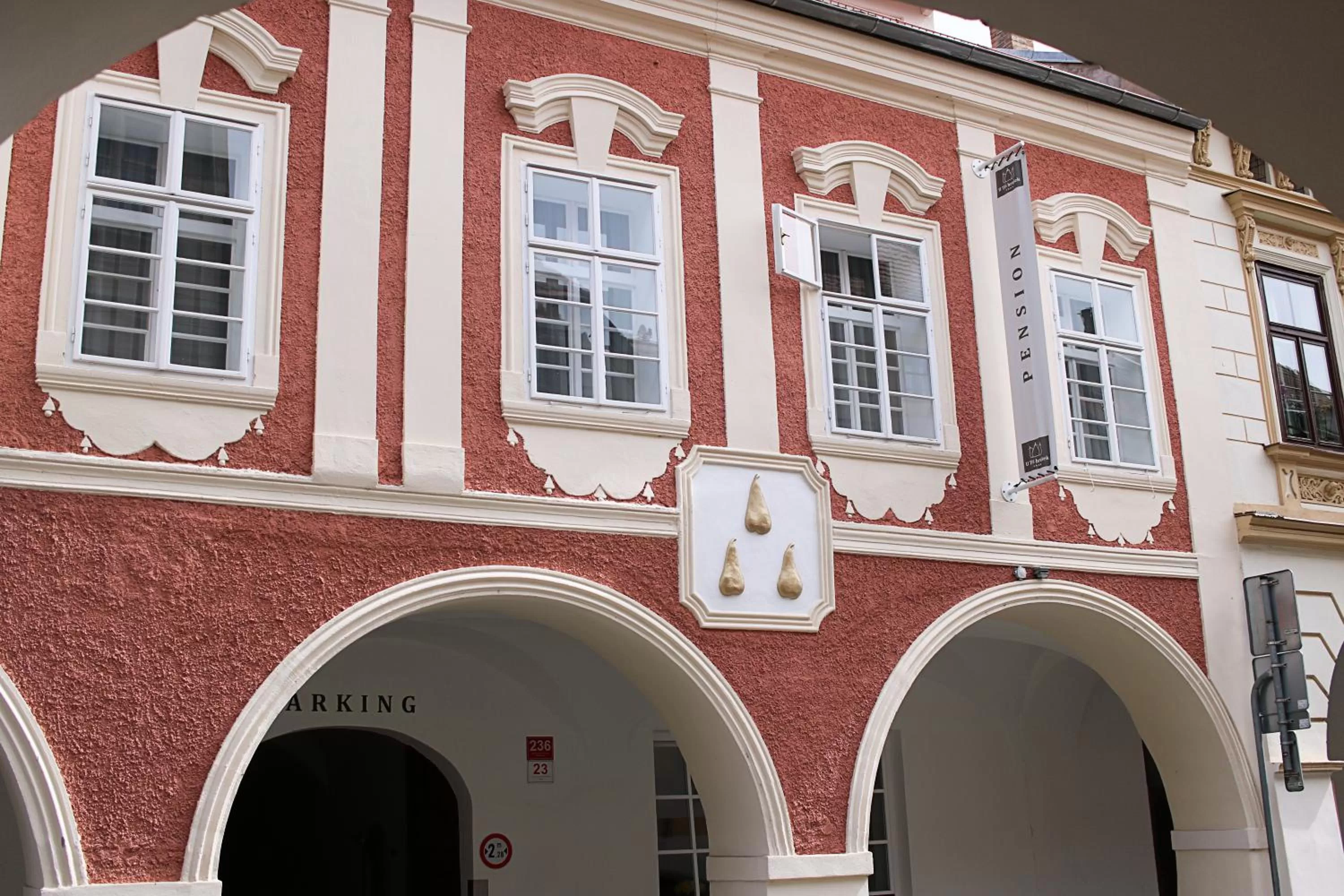 Facade/entrance, Property Building in Hotel U Tří hrušek suites & apartments