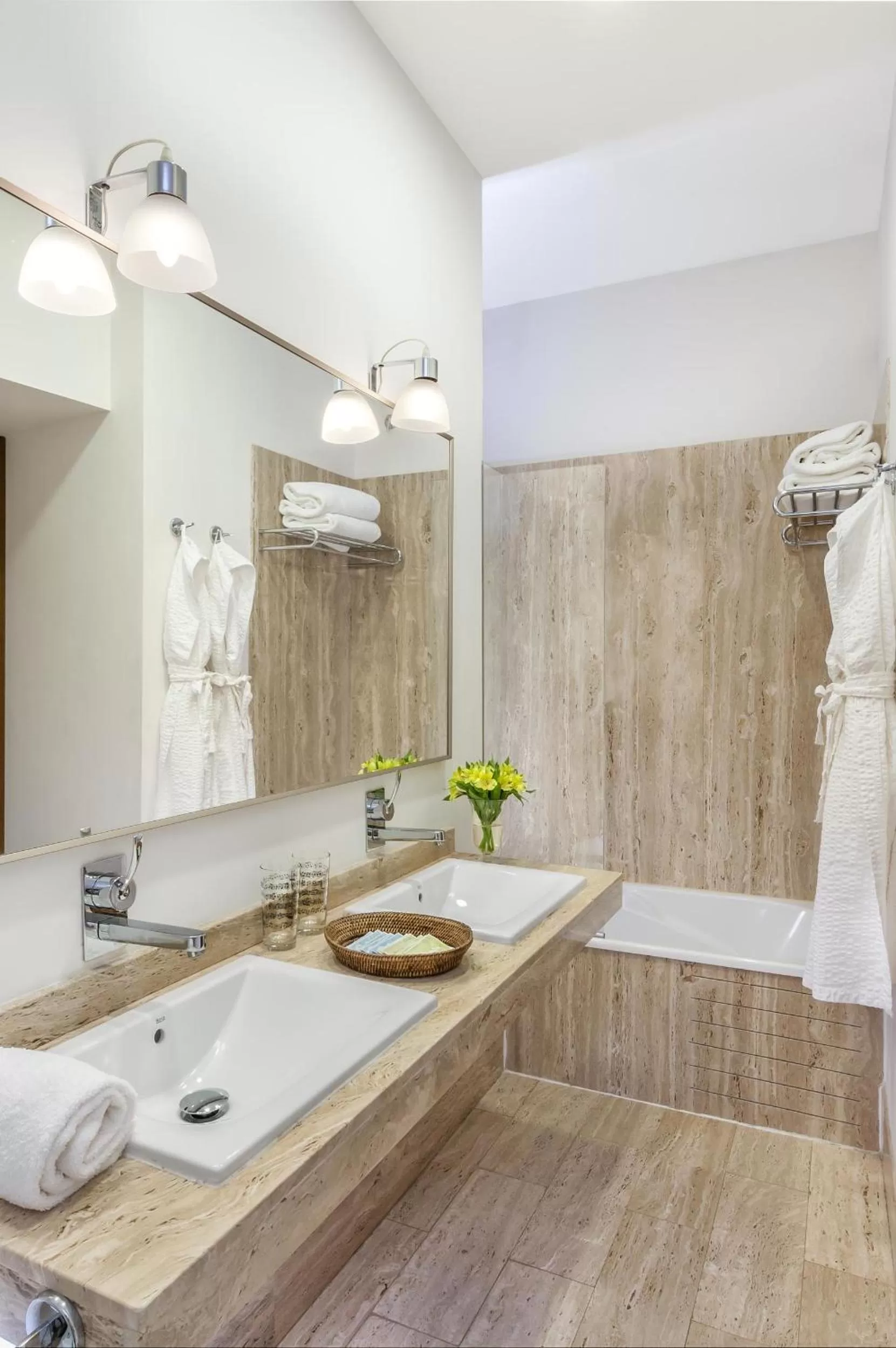 Bathroom in Hotel Amadeus Sevilla