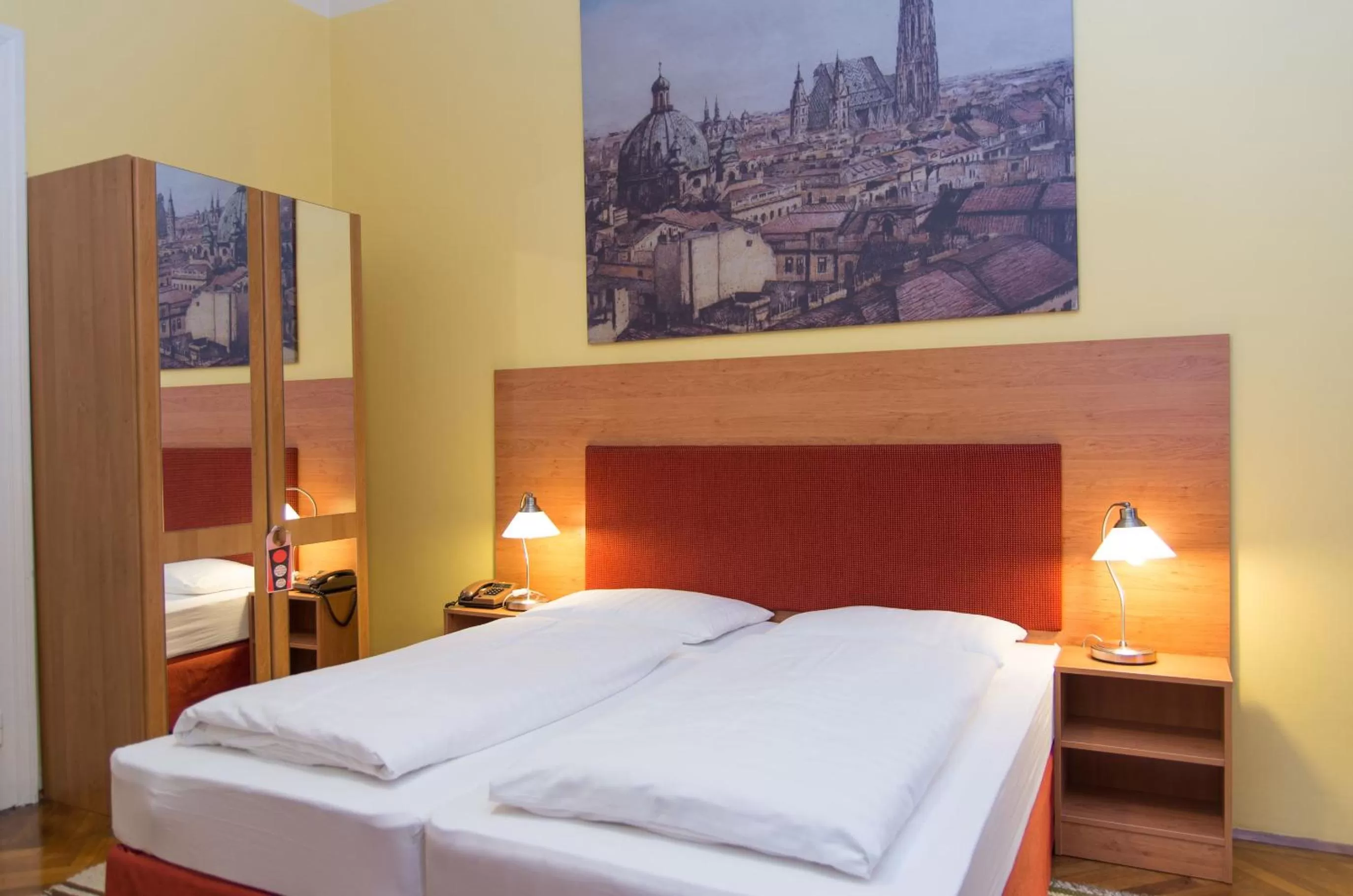 Photo of the whole room, Bed in Pension Lehrerhaus