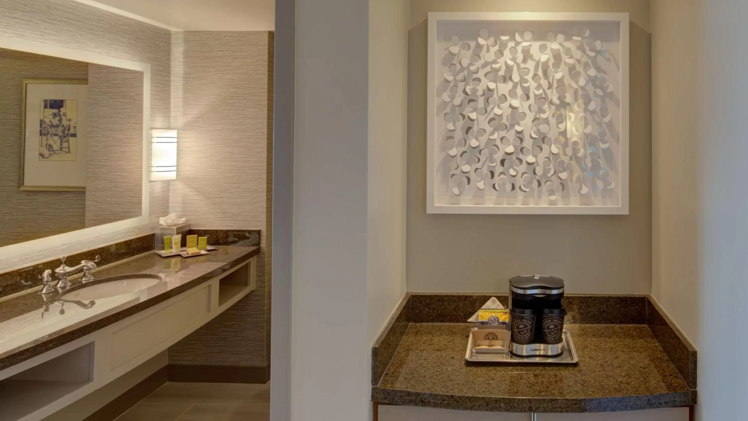 Kitchen or kitchenette in Hilton Virginia Beach Oceanfront