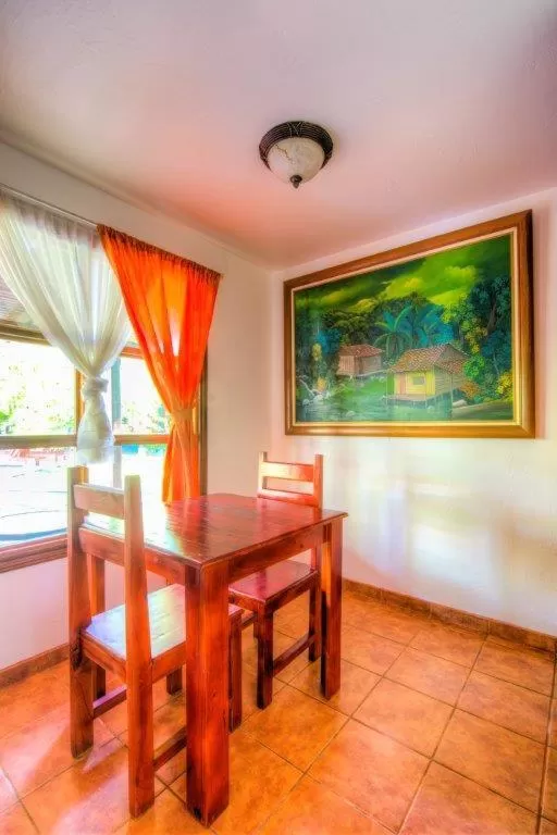 Dining Area in Beach Break Resort
