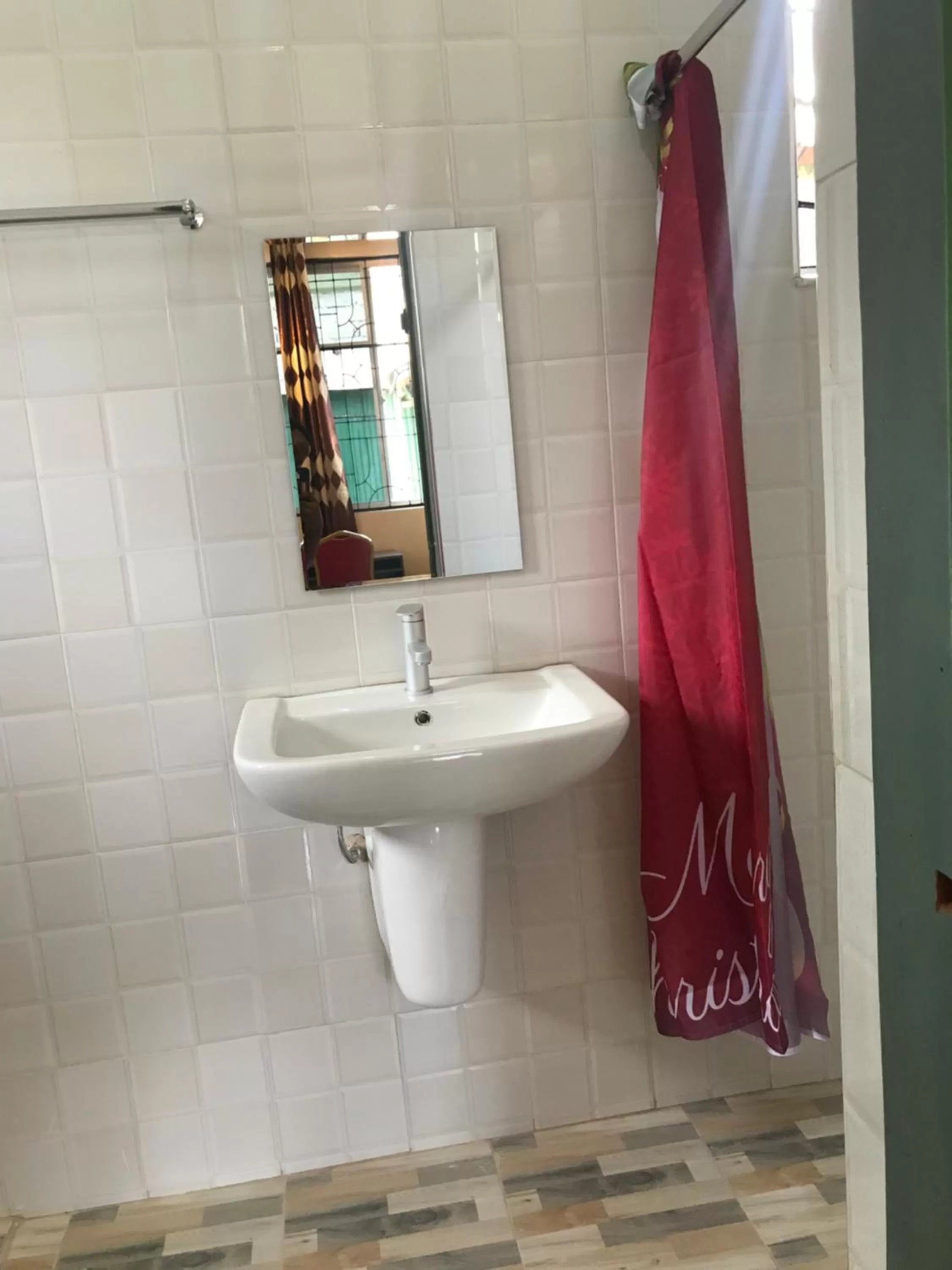 Bathroom in L&J Modern Backpackers Kinondoni