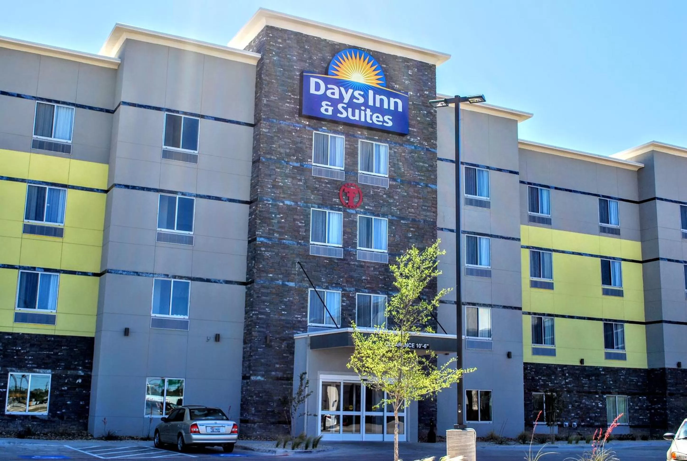 Property building in Days Inn & Suites by Wyndham Lubbock Medical Center