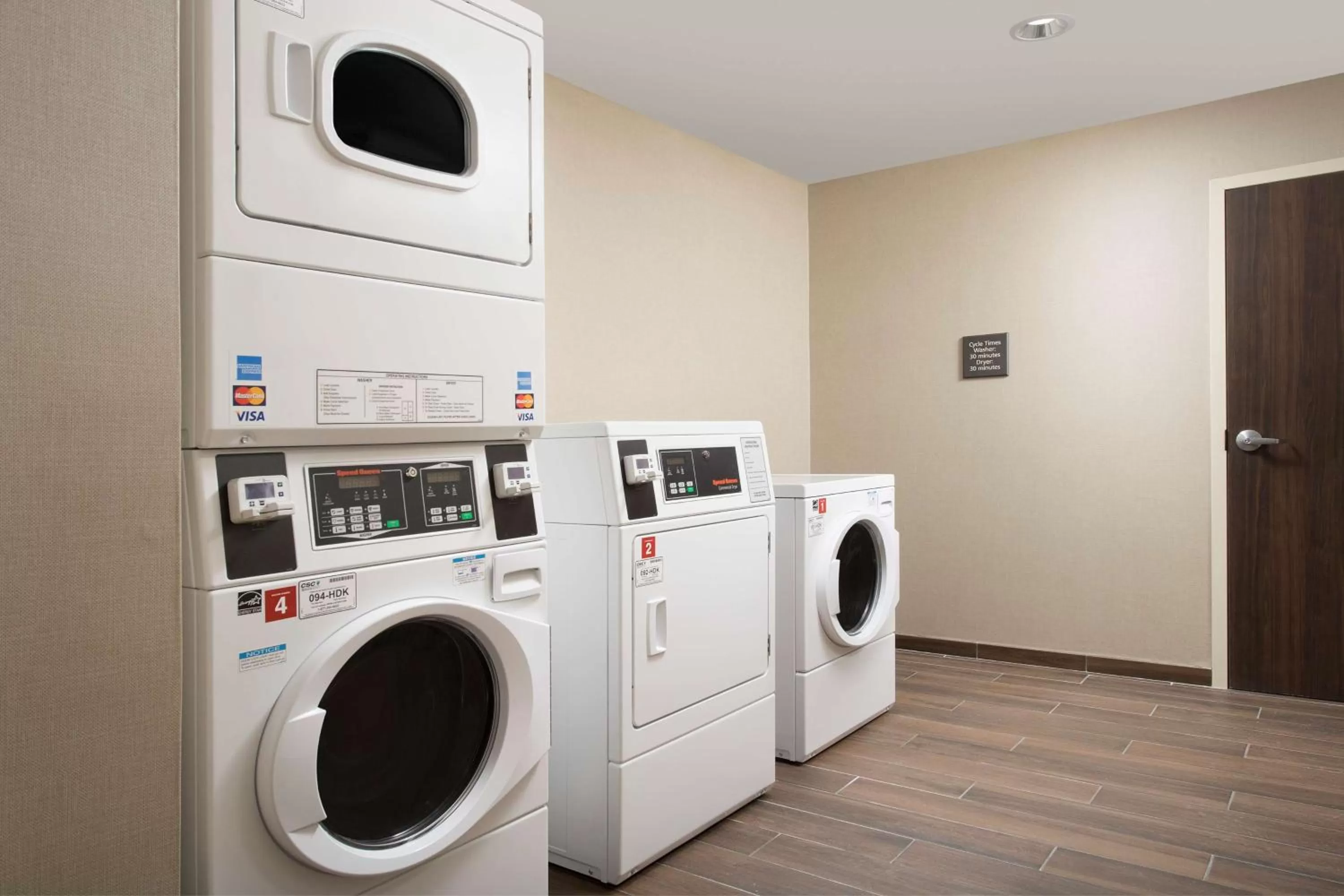 Property building in Hampton Inn & Suites San Antonio Lackland AFB SeaWorld