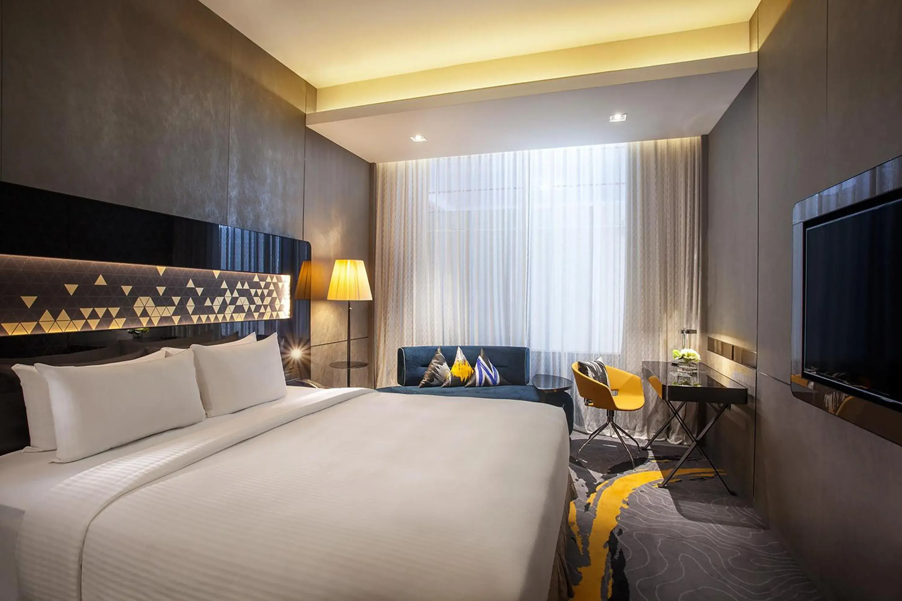 Superior Double Room in Novotel Singapore On Stevens Superior Double Room in Novotel Singapore On Stevens