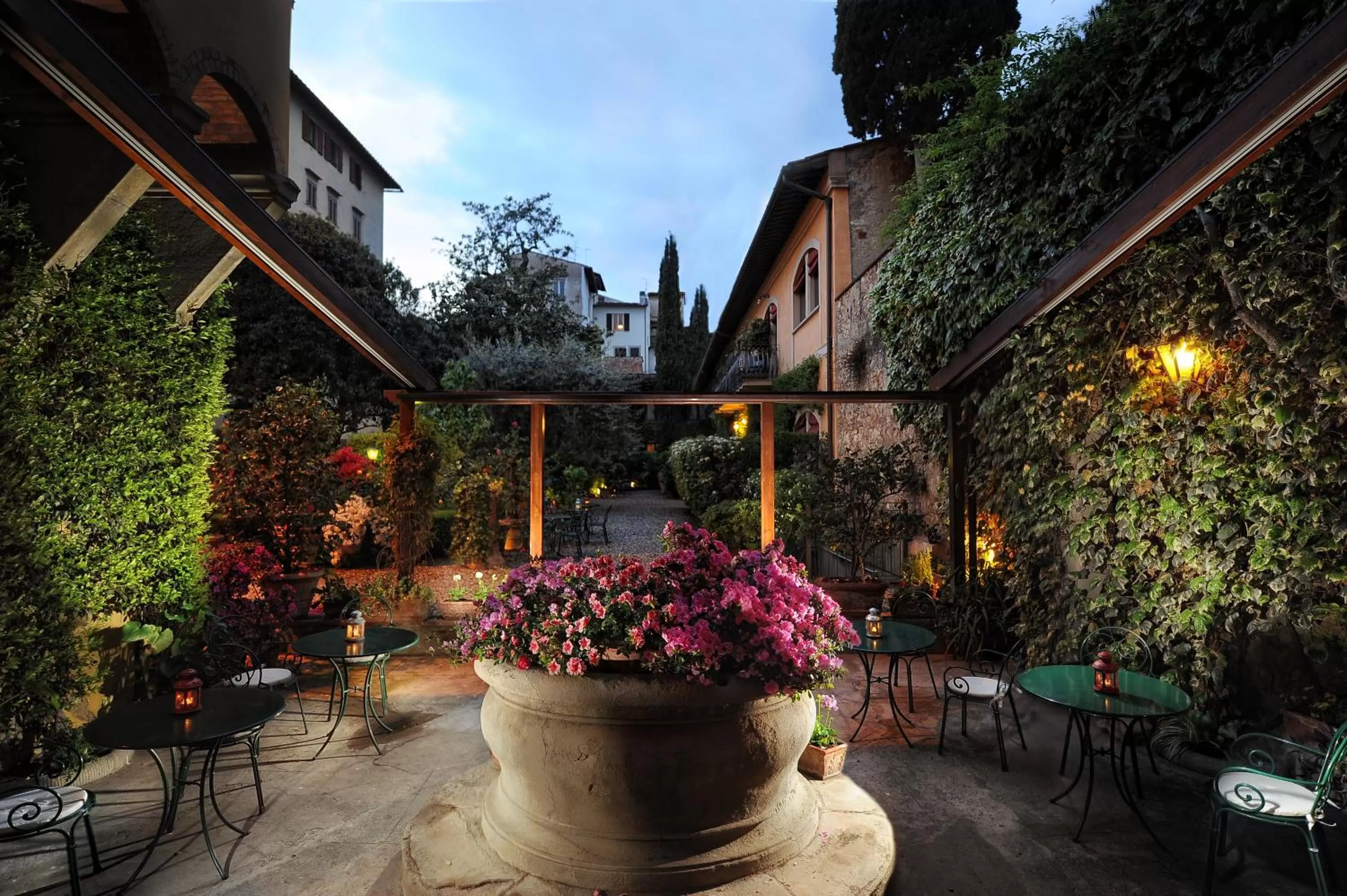 Garden in Hotel Monna Lisa