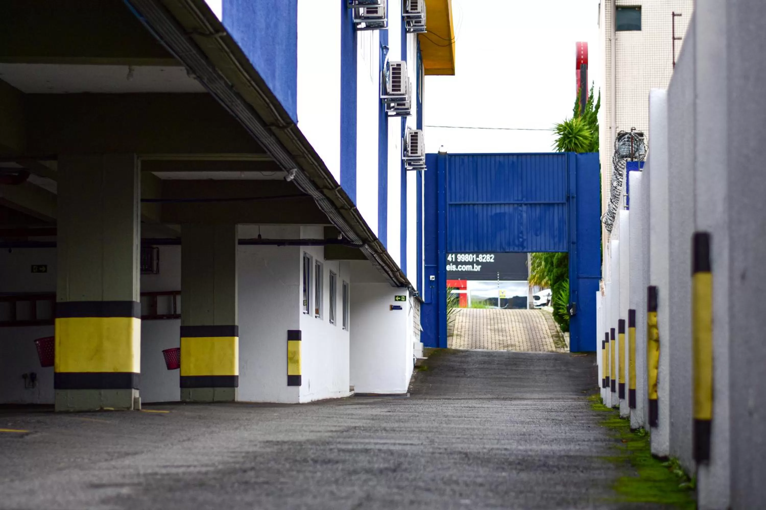 Parking in Barigui Park Hotel