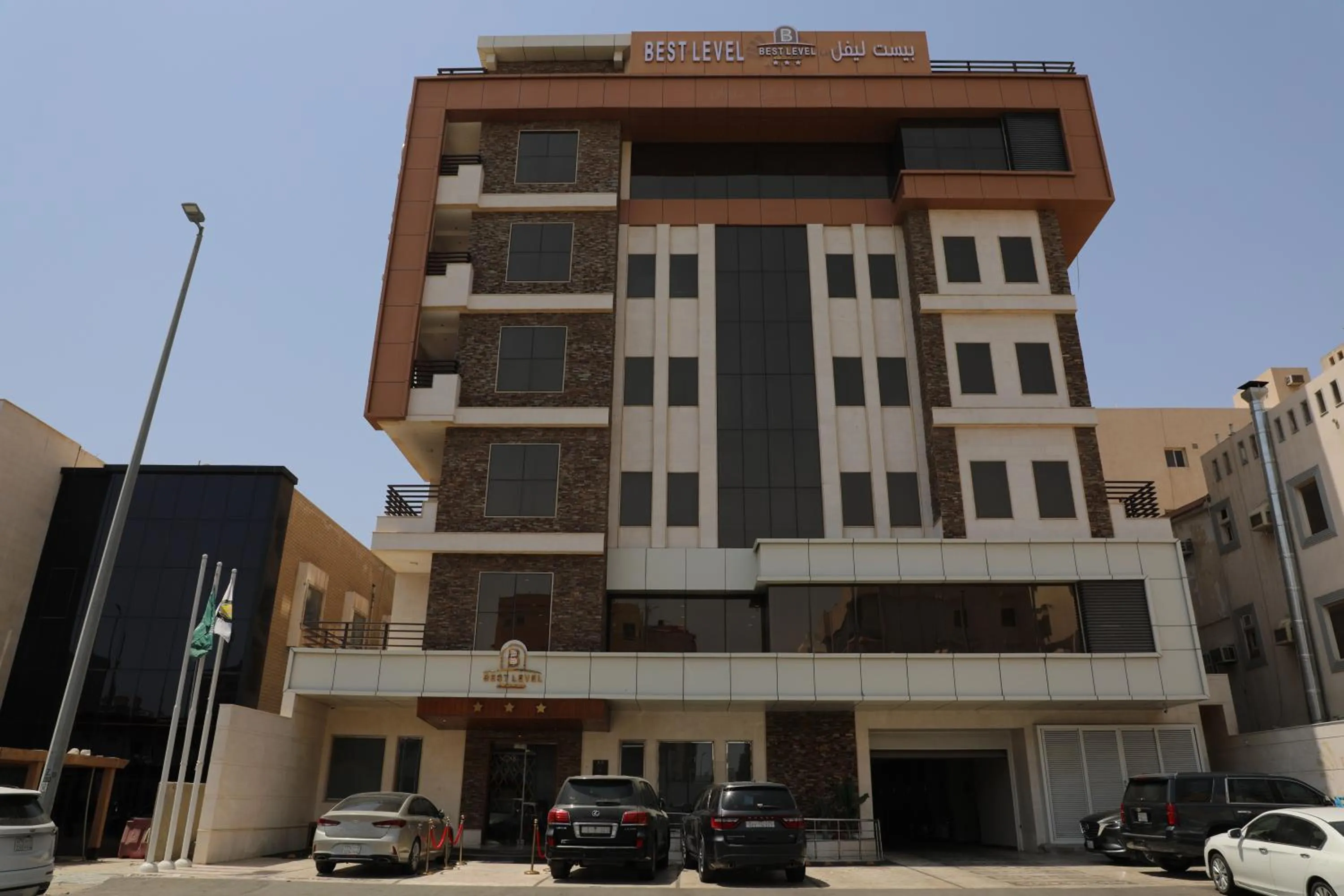 Property Building in Diwan Residence Hotel- Alsalamah