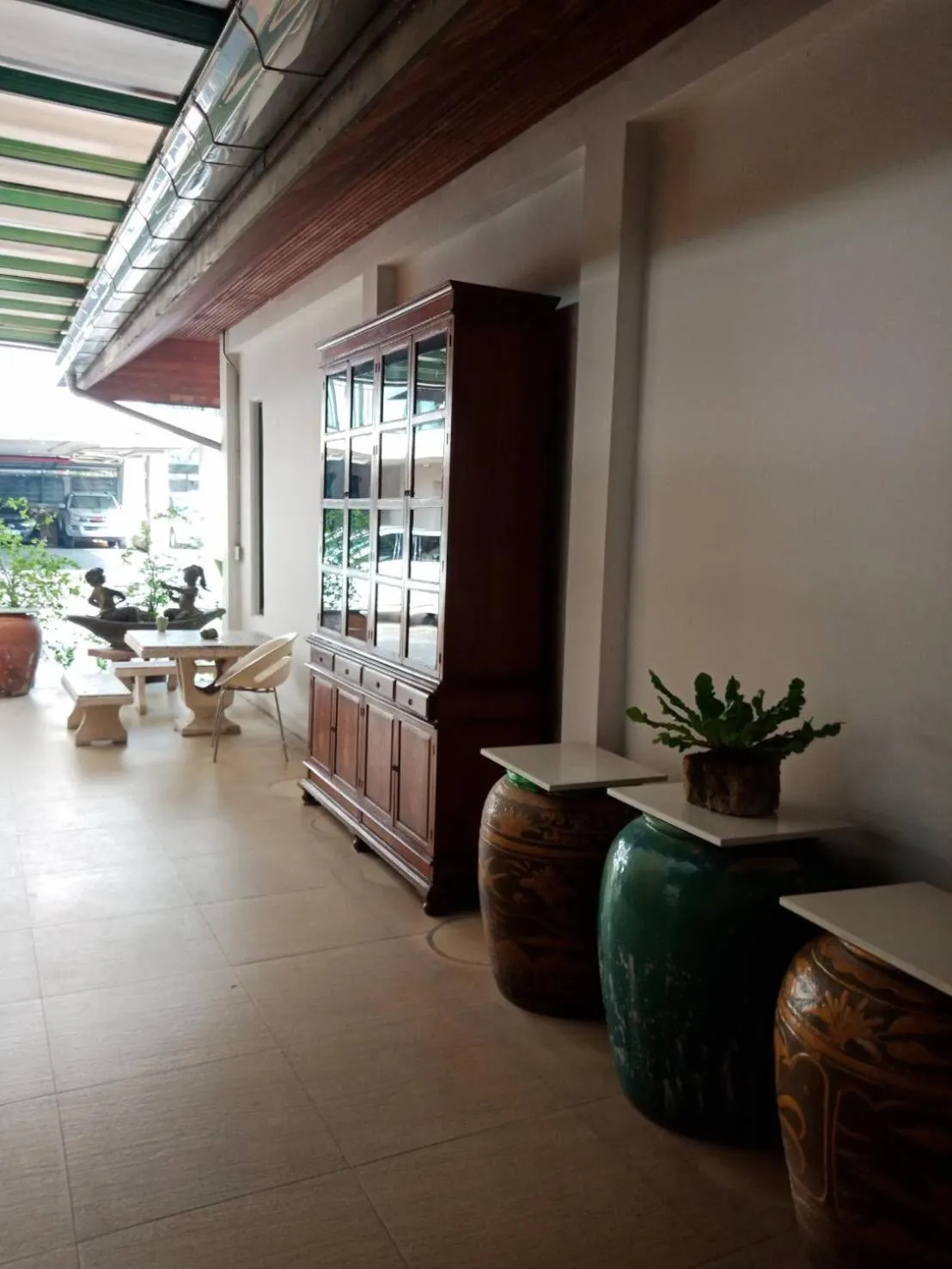 Seating area in Baan Tanwa - MRT Ratchadapisek Exit 1 or 2