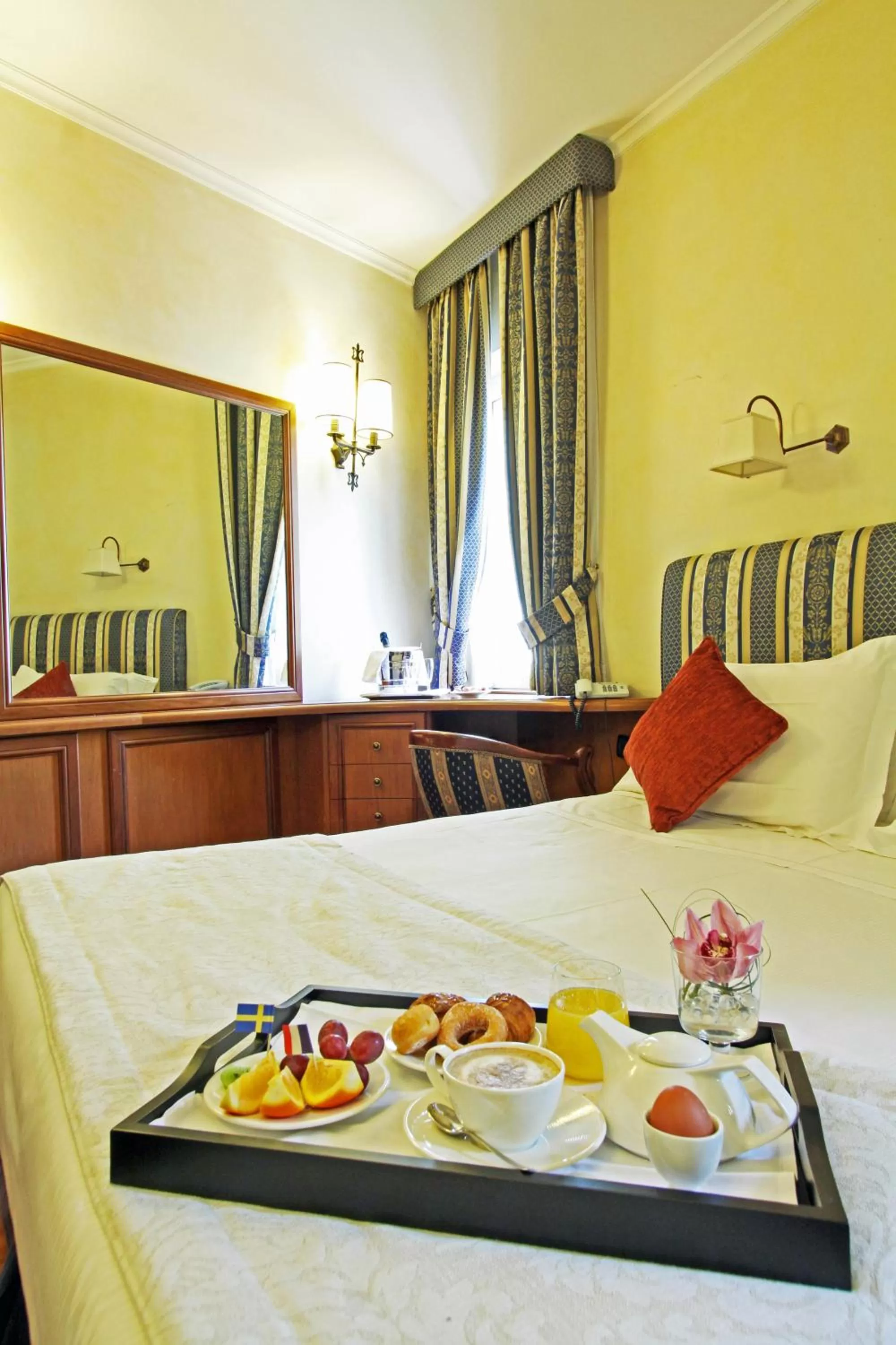 Coffee/tea facilities in Hotel La Fenice