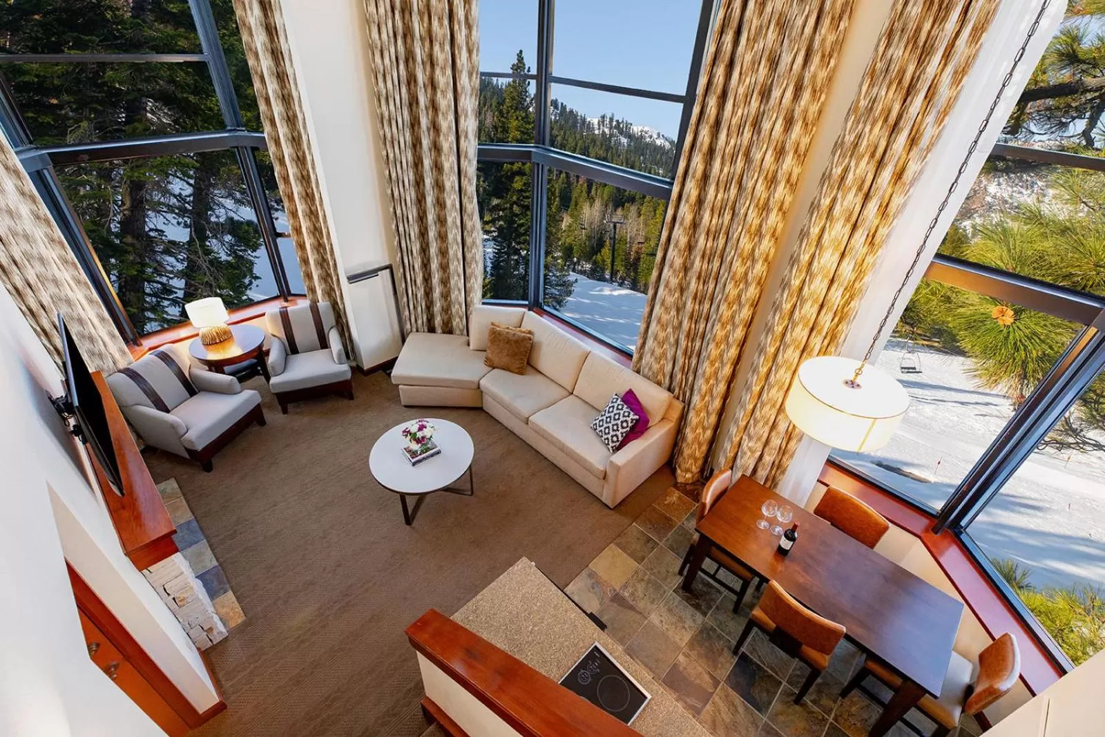 Everline Resort and Spa, Lake Tahoe