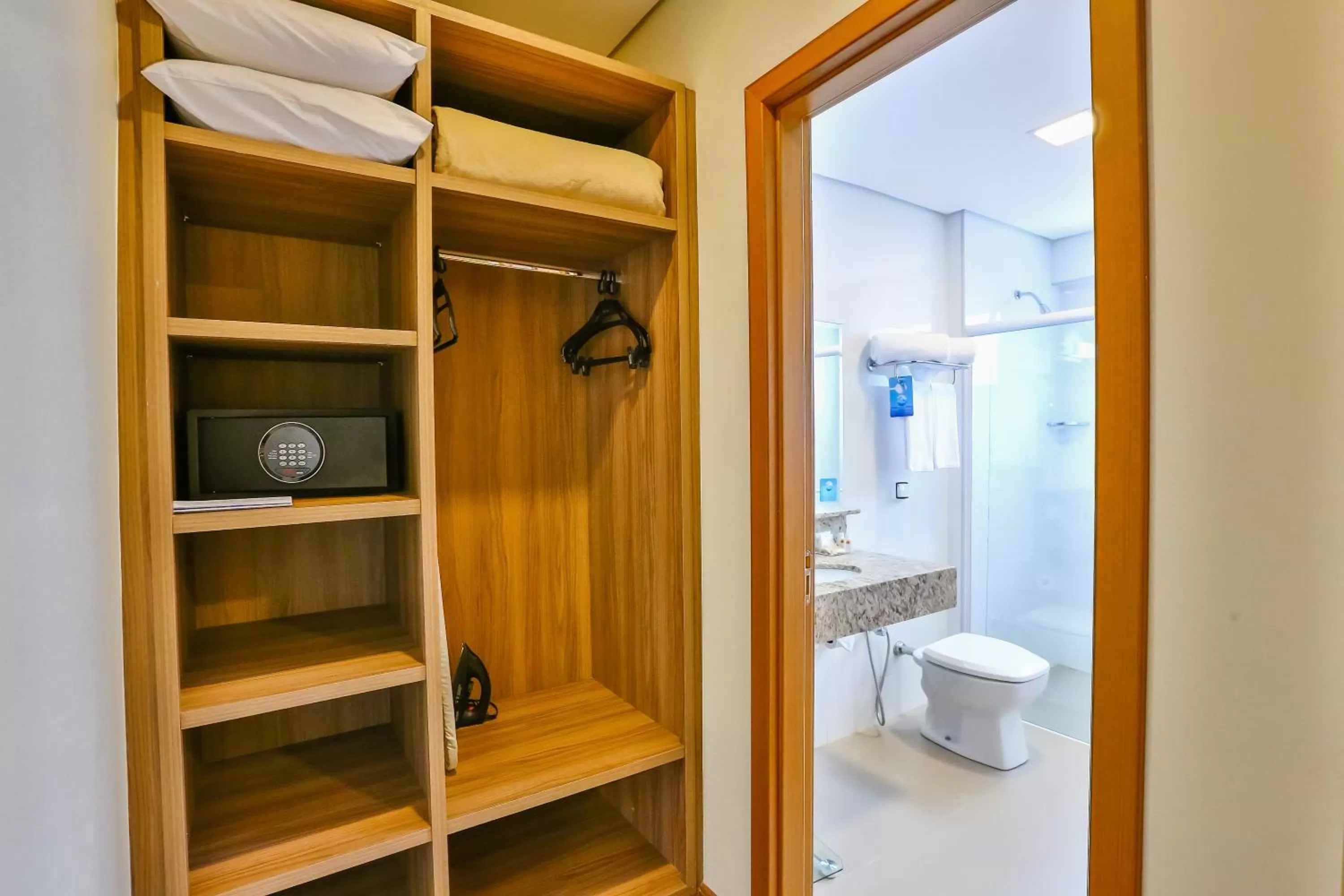 locker in Comfort Mogi Guaçu