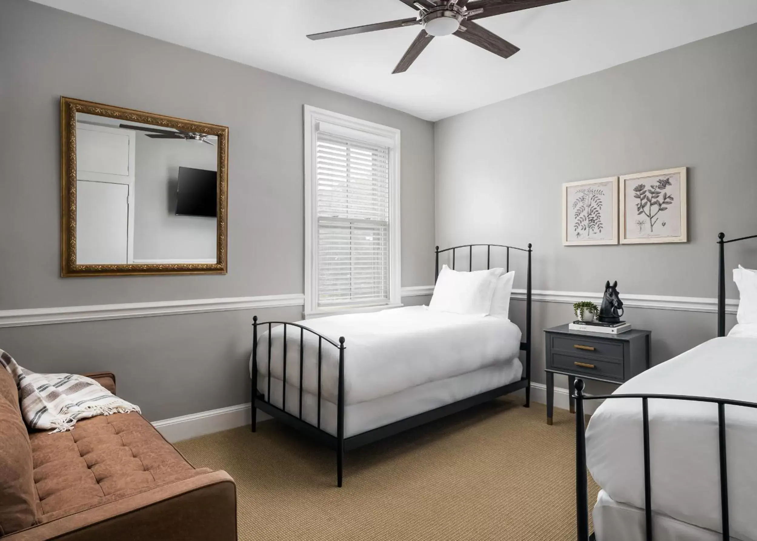 Deluxe King Suite in Flag House Inn Deluxe King Suite in Flag House Inn