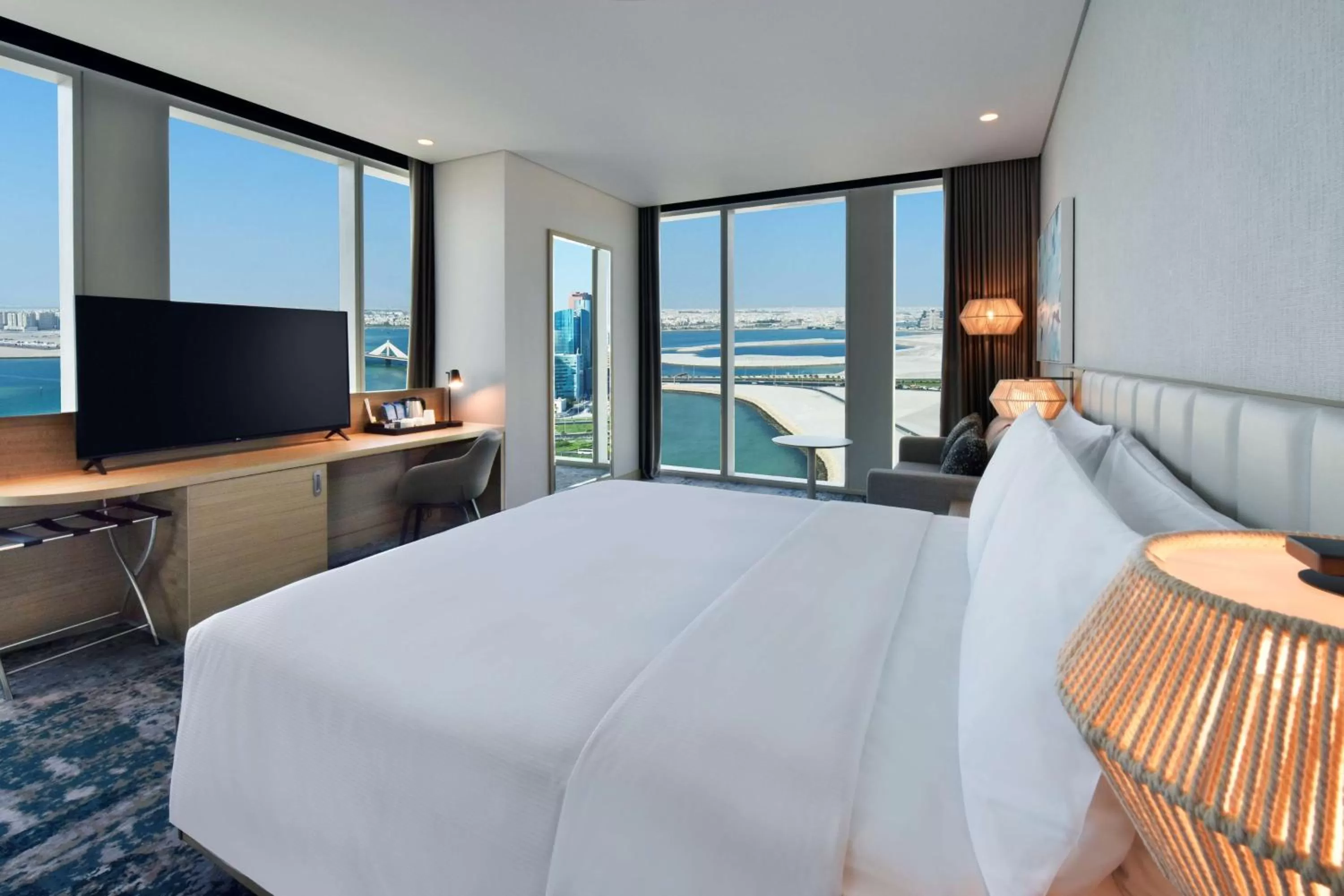 Bedroom, Bed in Hilton Garden Inn Bahrain Bay