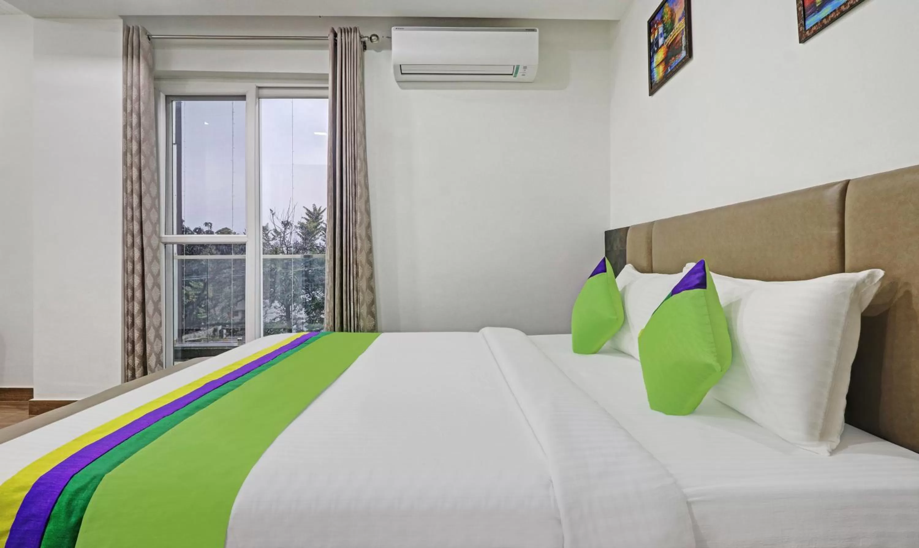 Bedroom, Bed in Treebo Kanopy Greens