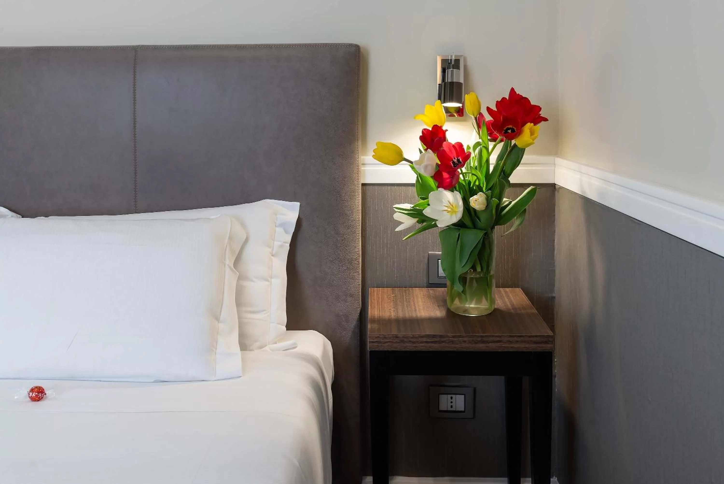 Decorative detail, Bed in Fragrance Hotel St. Peter