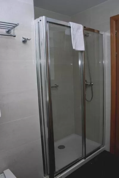 Bathroom in 4C Bravo Murillo