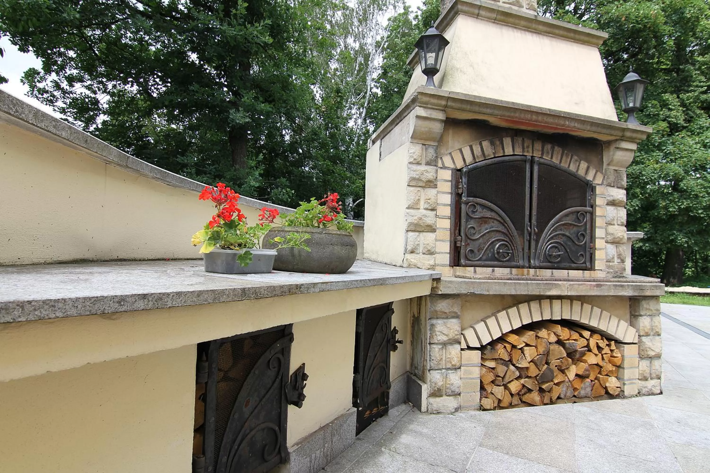 Balcony/Terrace, BBQ Facilities in Zámek Havířov