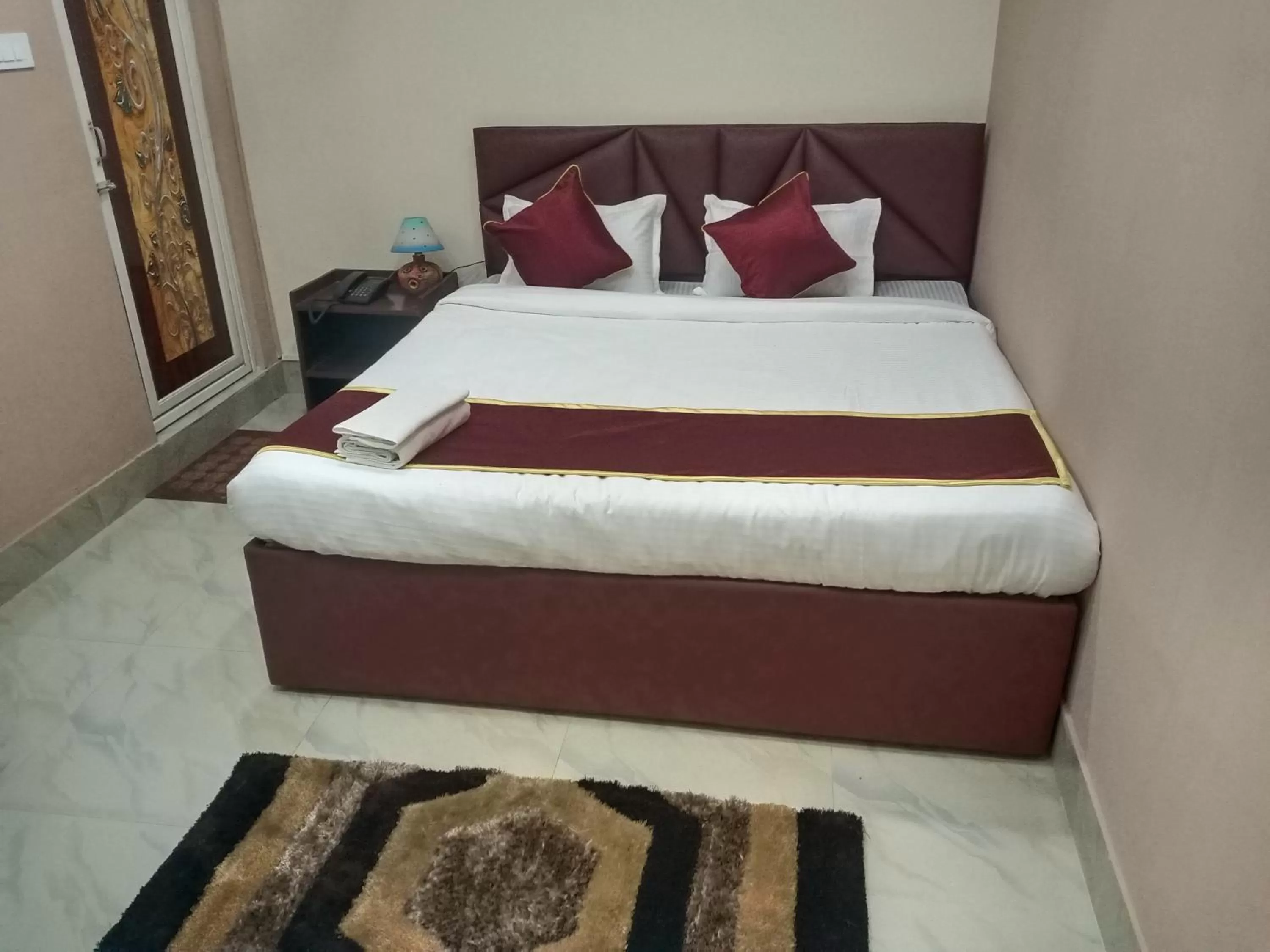 Photo of the whole room, Bed in URBAN COTTAGE