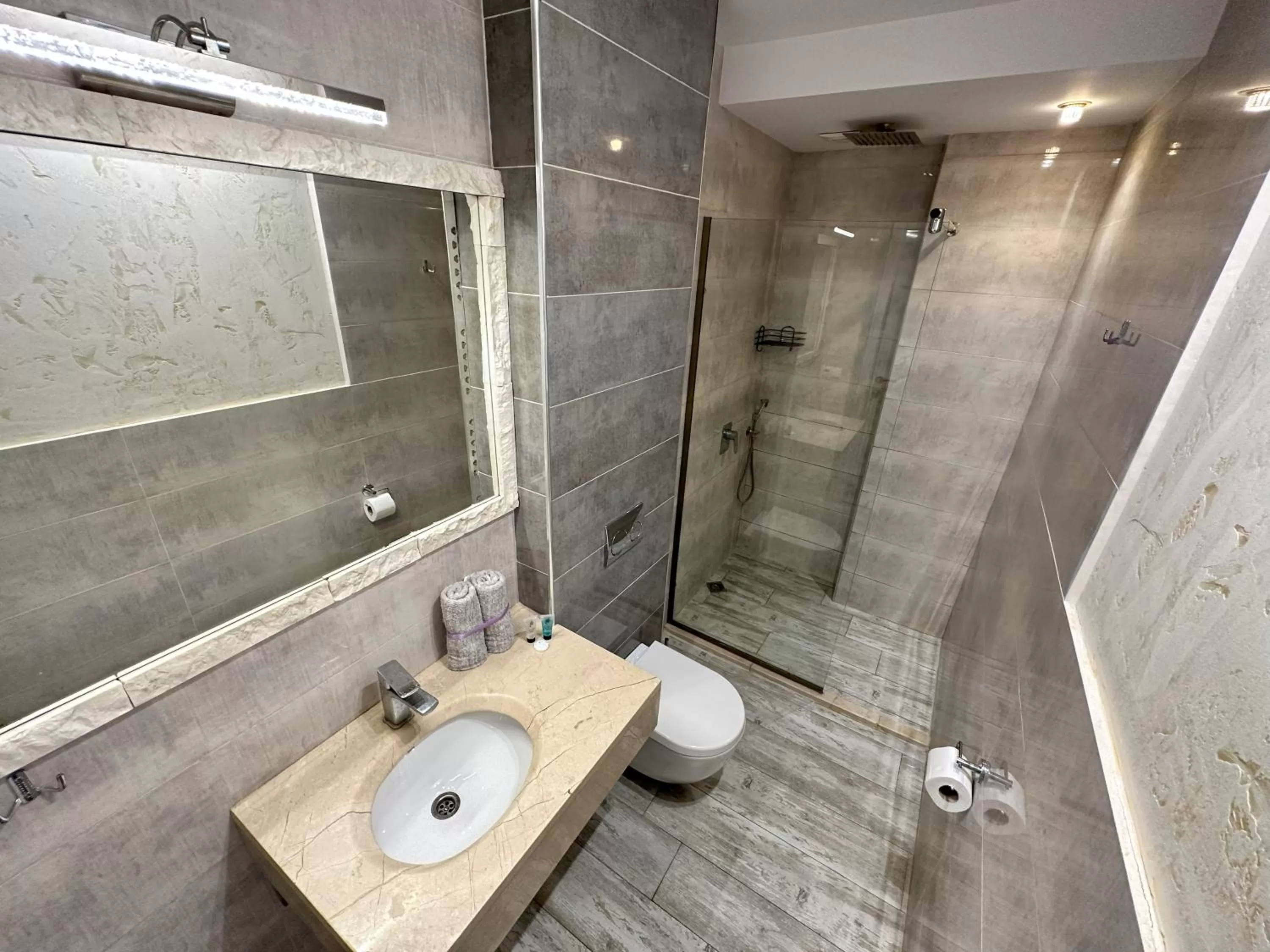 Shower, Bathroom in National+