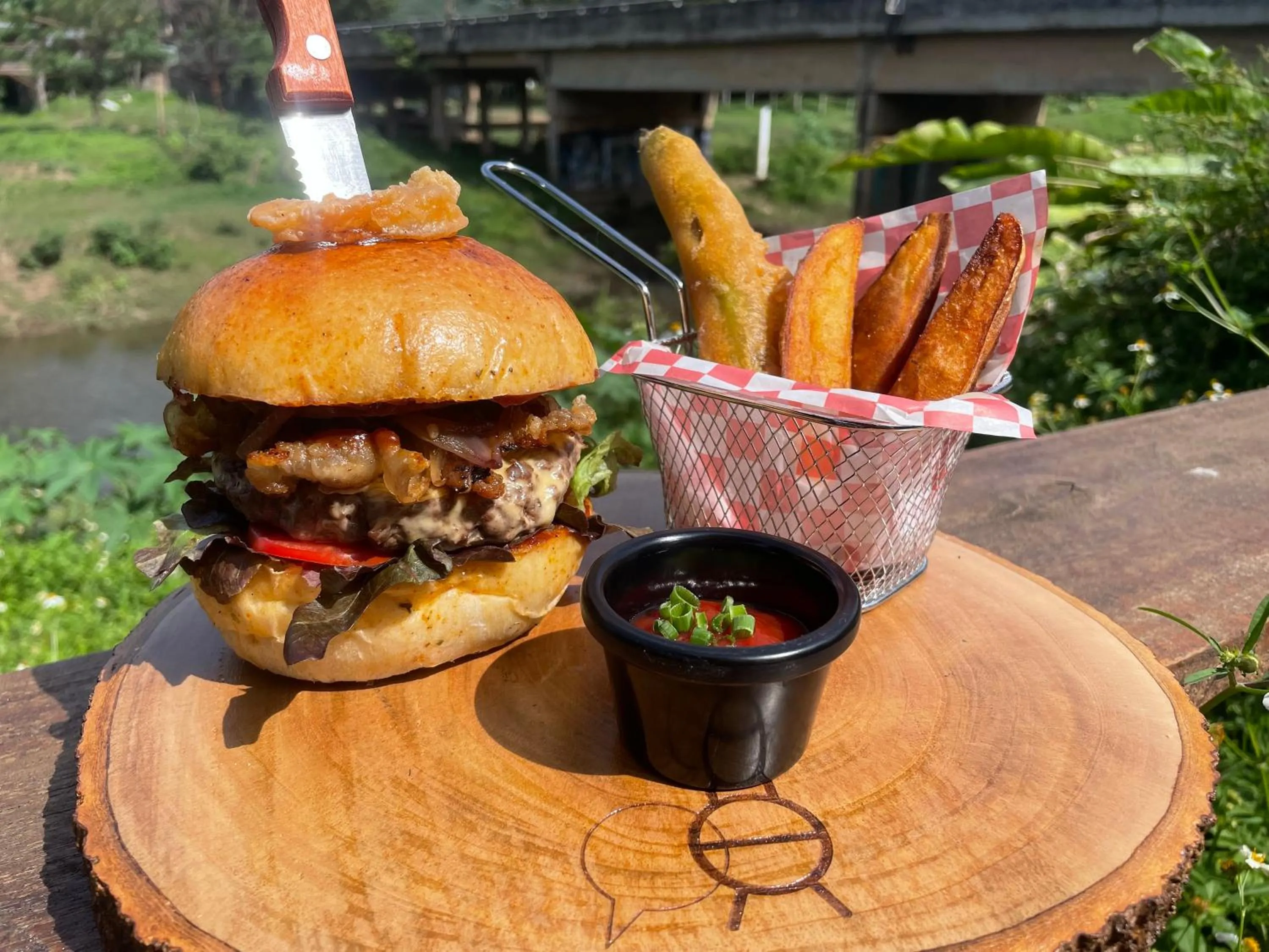 Food and drinks in Prawdao Resort