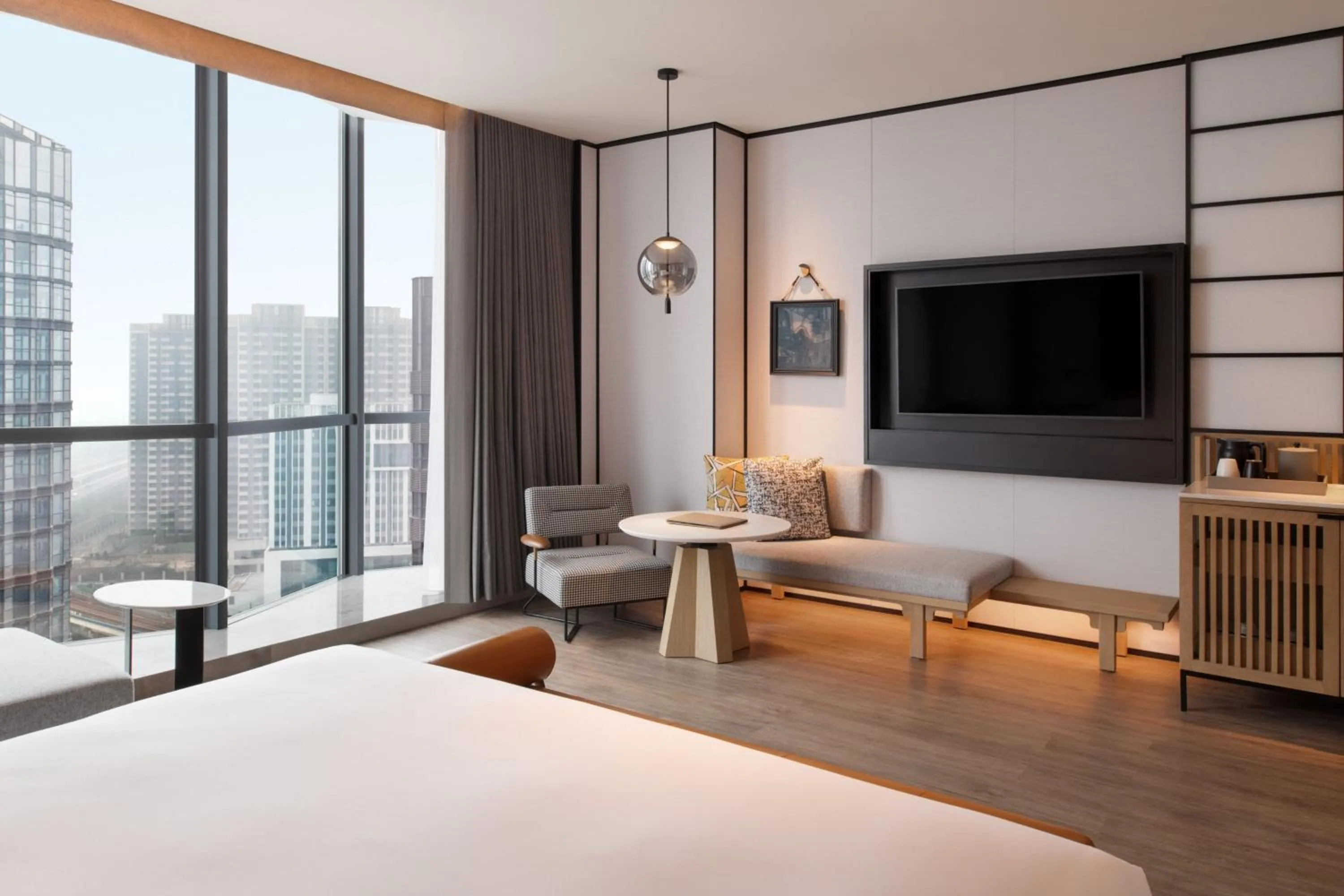 Photo of the whole room, Bed in Sheraton Xi'an Chanba