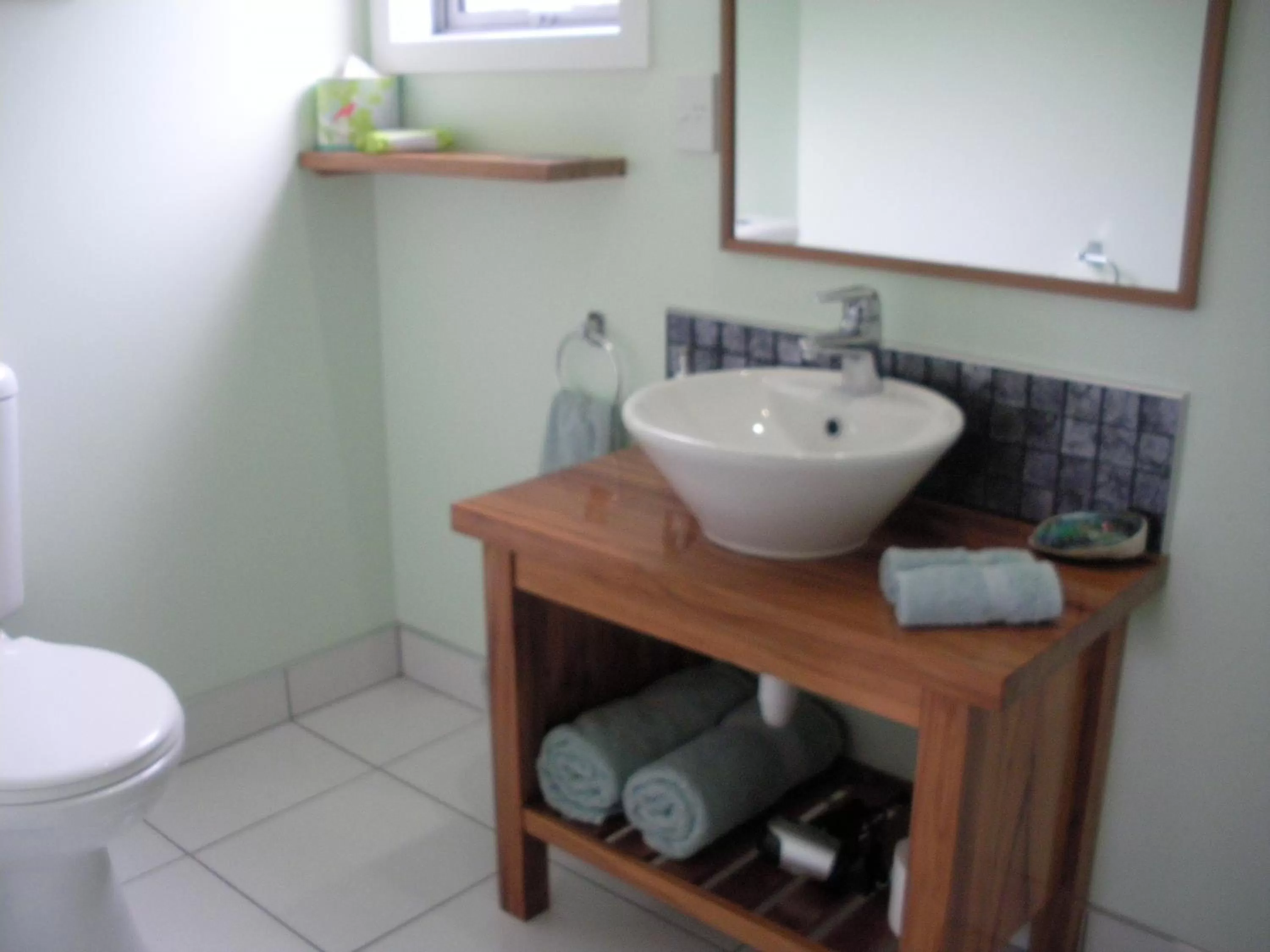 Bathroom in Mahinapua Retreat B&B