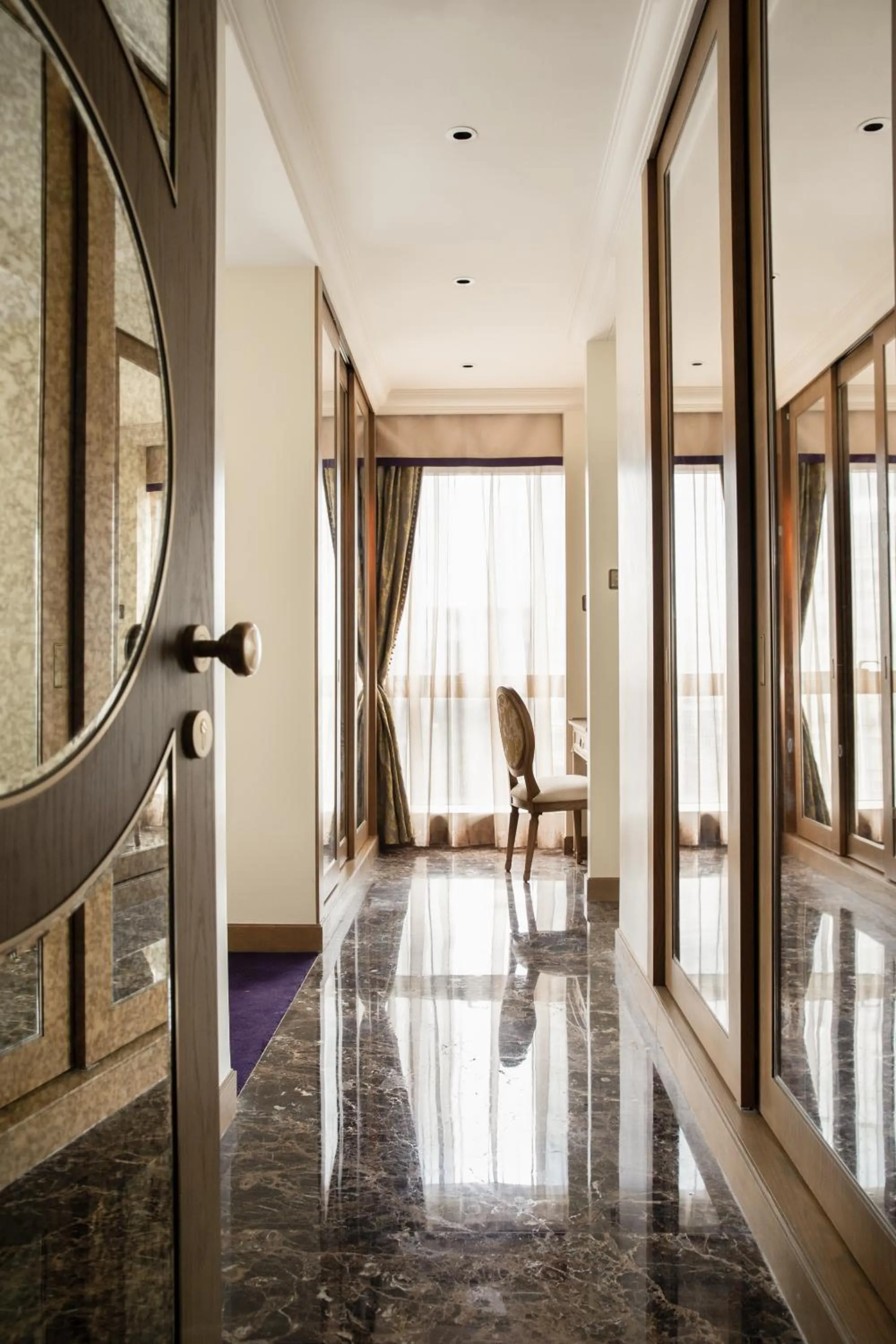 Seating area in Jumeirah Living Guangzhou