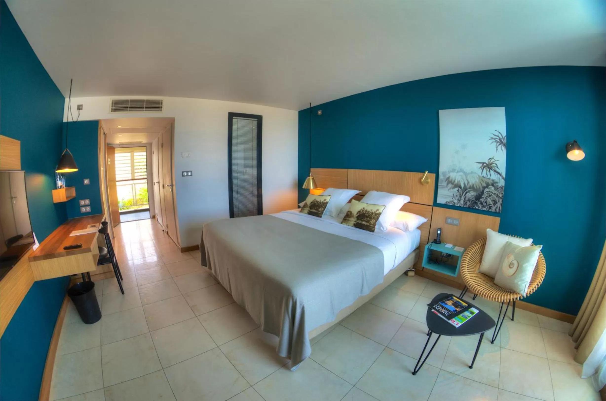 Photo of the whole room in Bellepierre